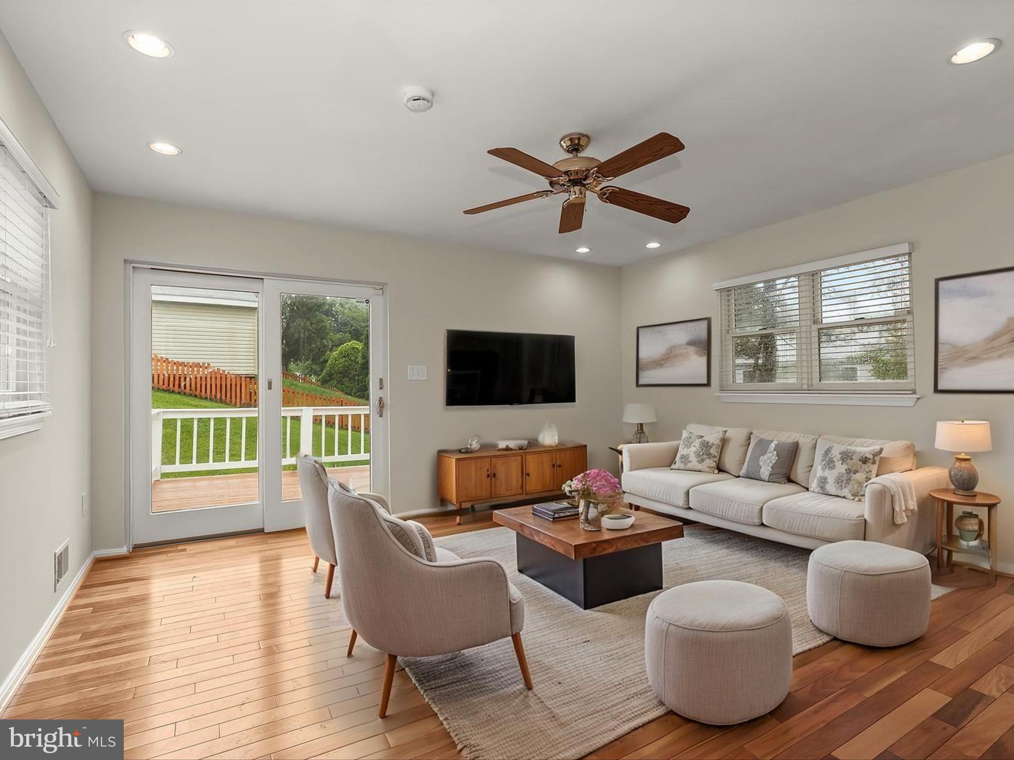 OAKHURST - Residential