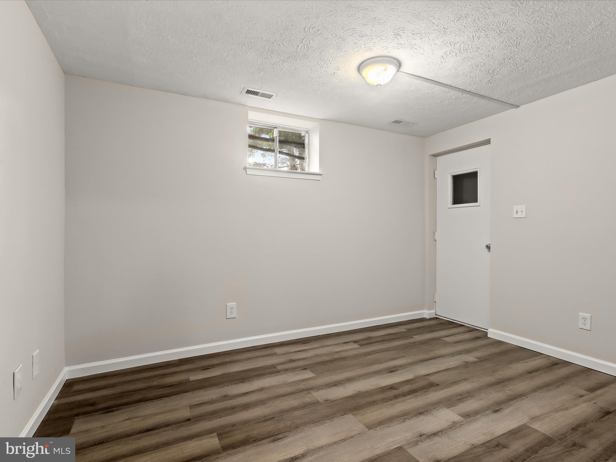 OAKHURST - Residential