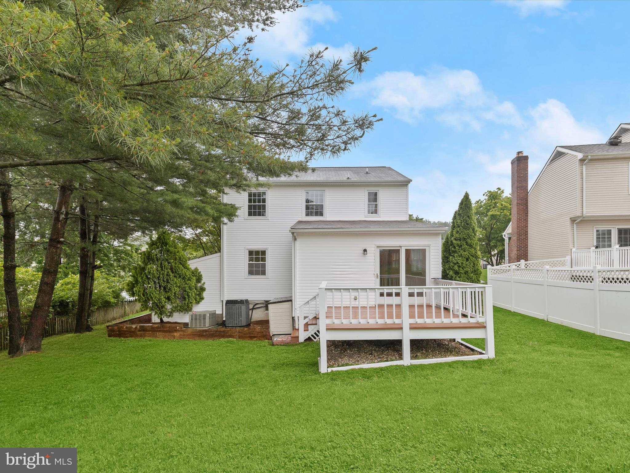 OAKHURST - Residential