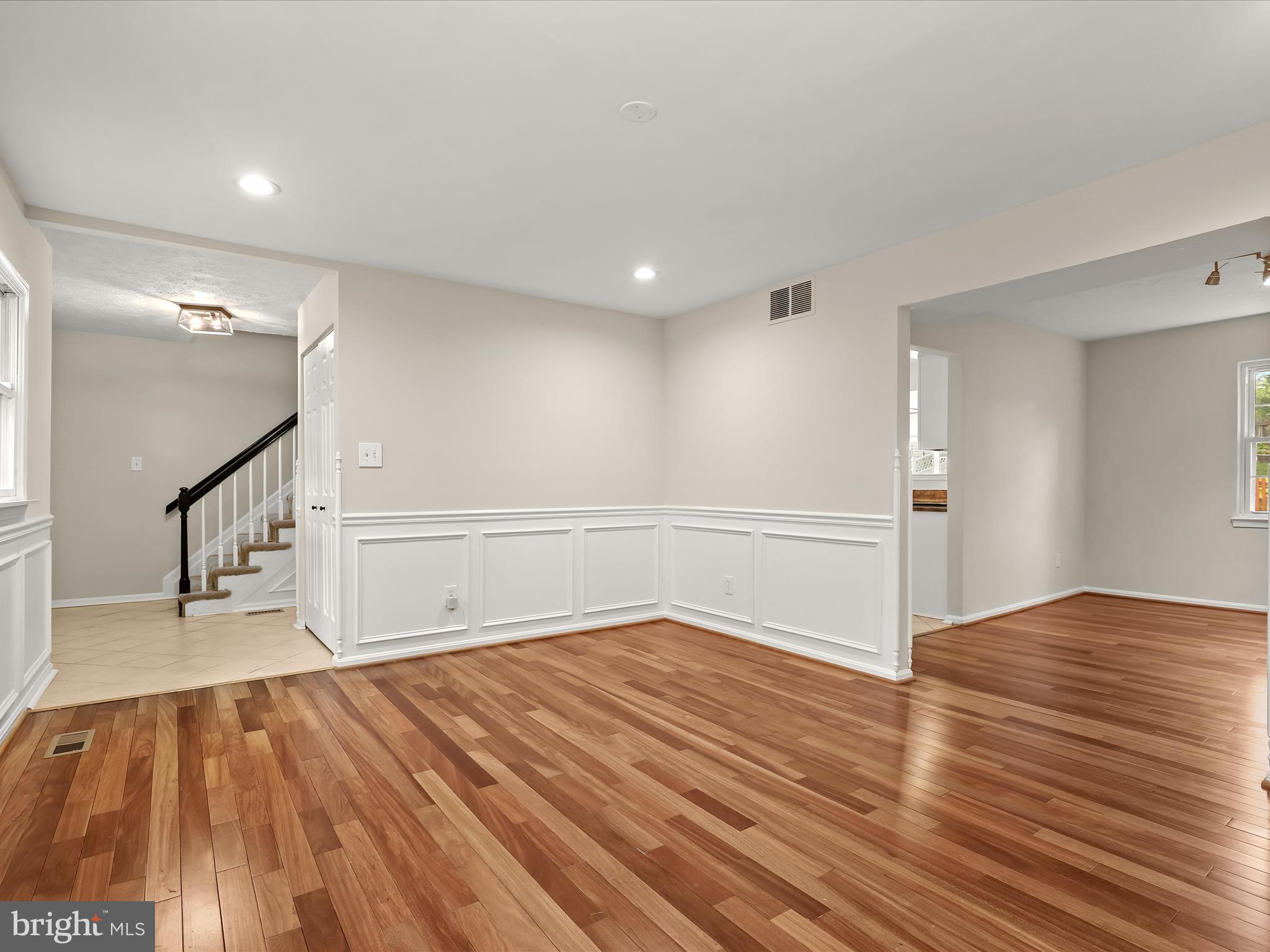 OAKHURST - Residential