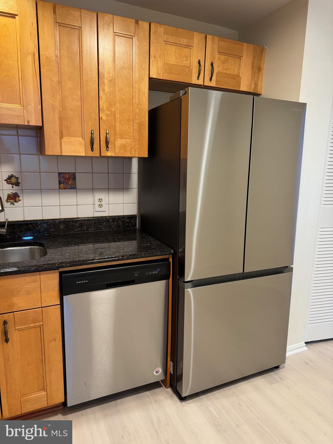 HERITAGE COURT - Residential