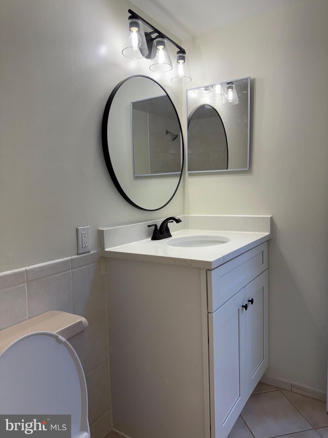 HERITAGE COURT - Residential