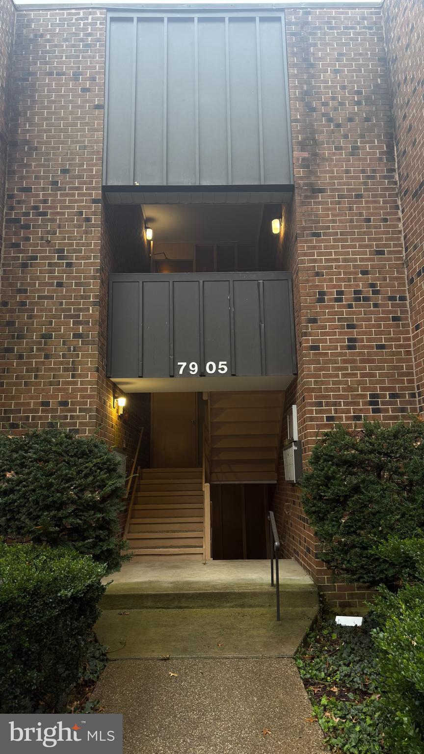 7905 DASSETT COURT 304