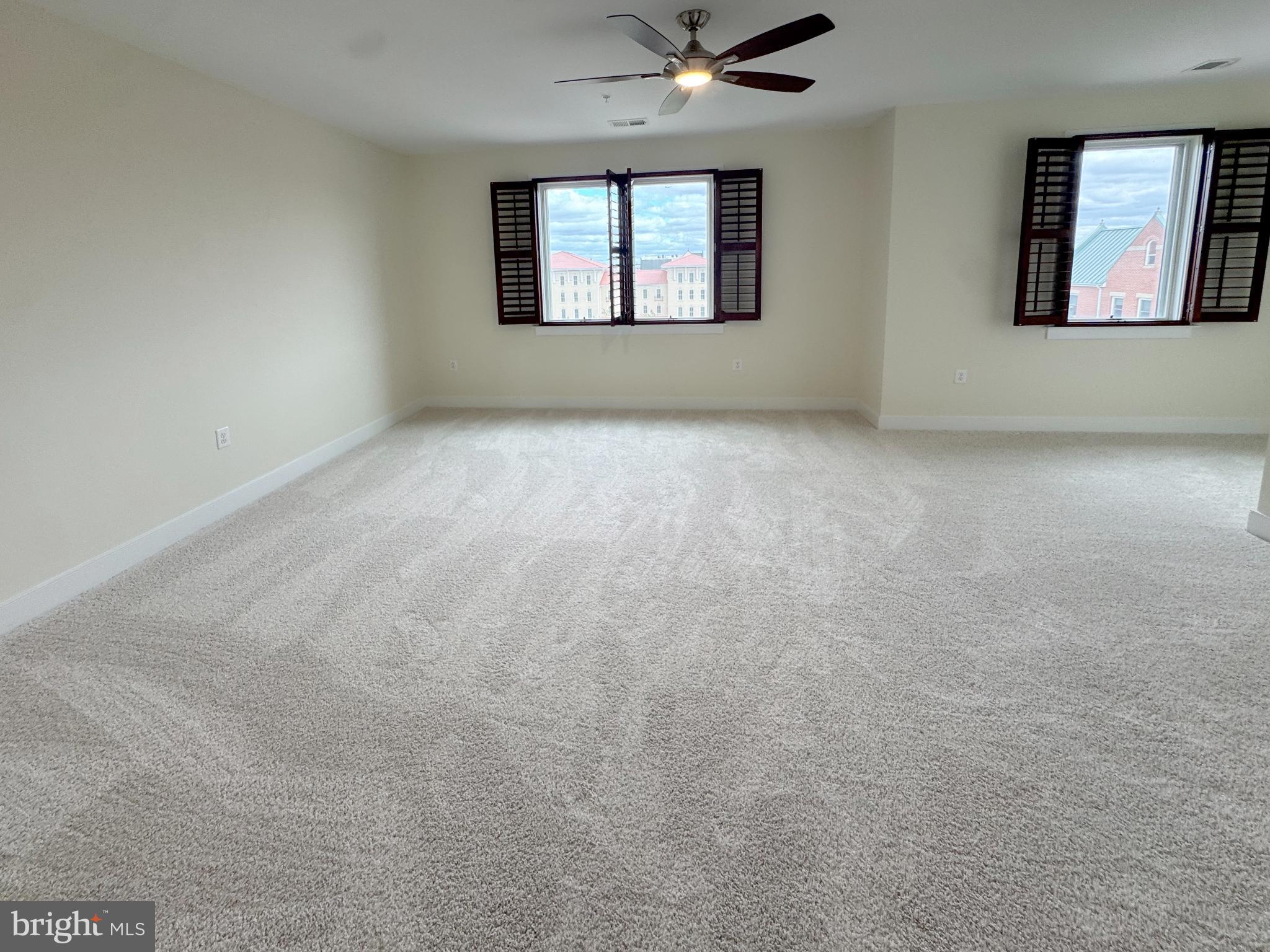 POTOMAC  YARDS - Residential