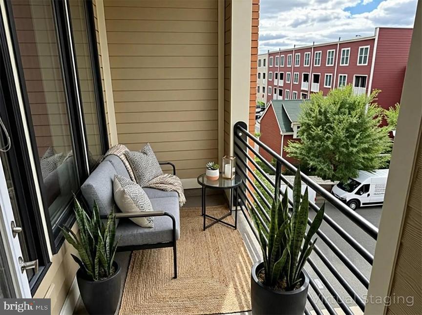 POTOMAC  YARDS - Residential