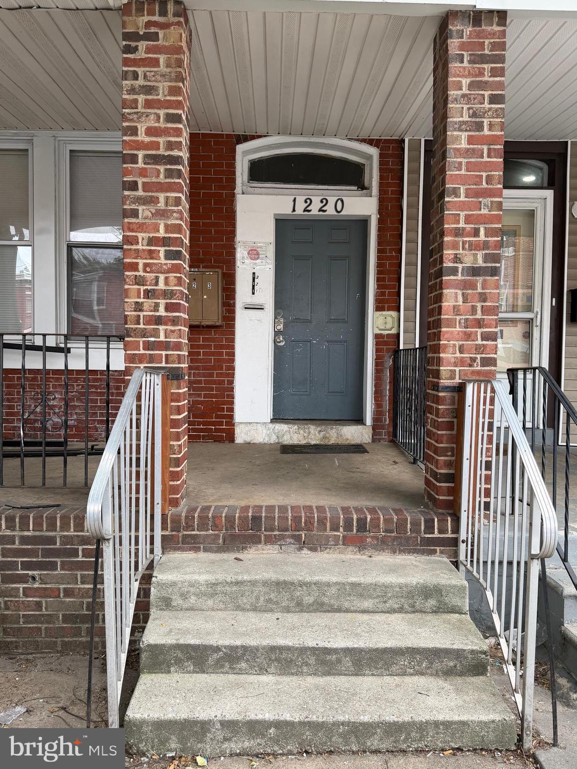 1220 W 4TH STREET