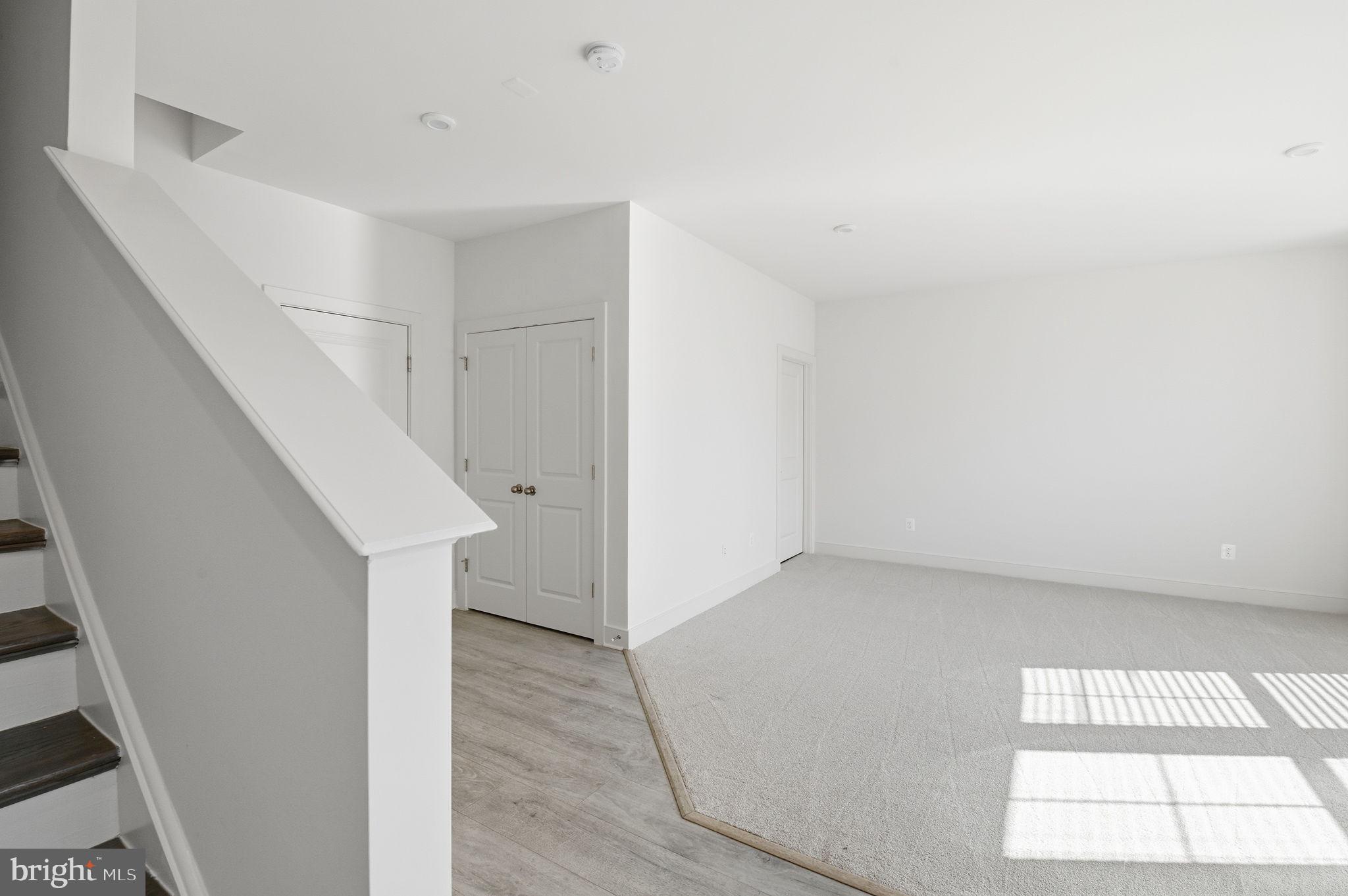 POTOMAC SHORES - Residential