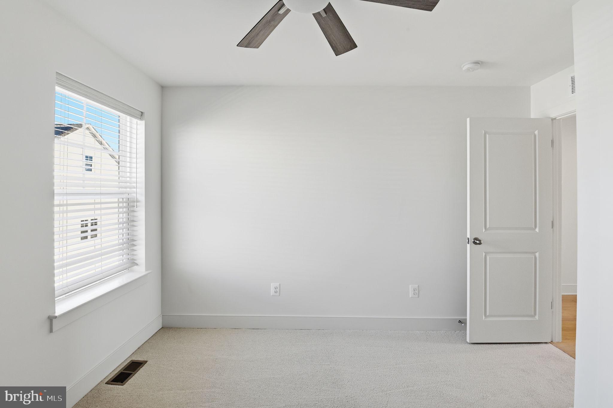 POTOMAC SHORES - Residential