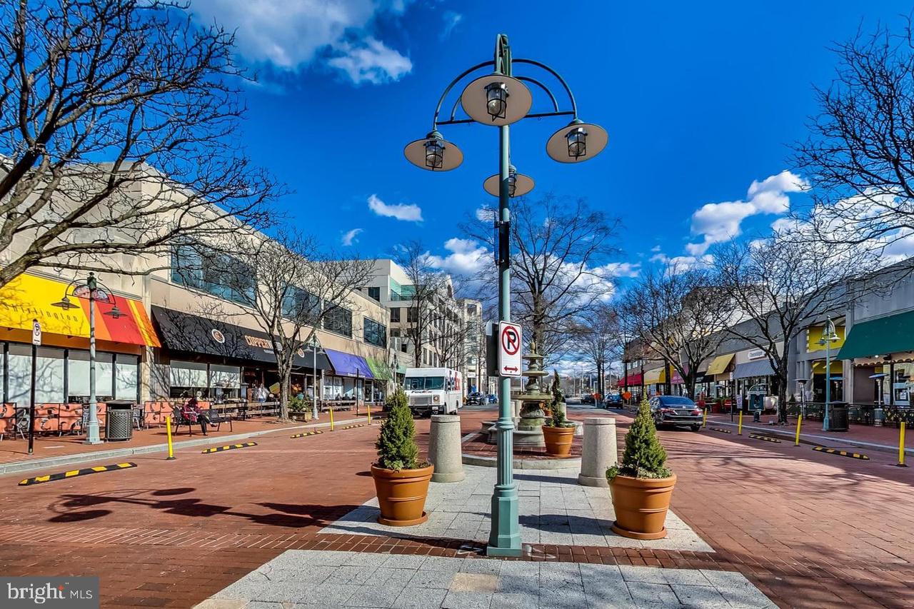 FAIRLINGTON VILLAGES - Residential Lease