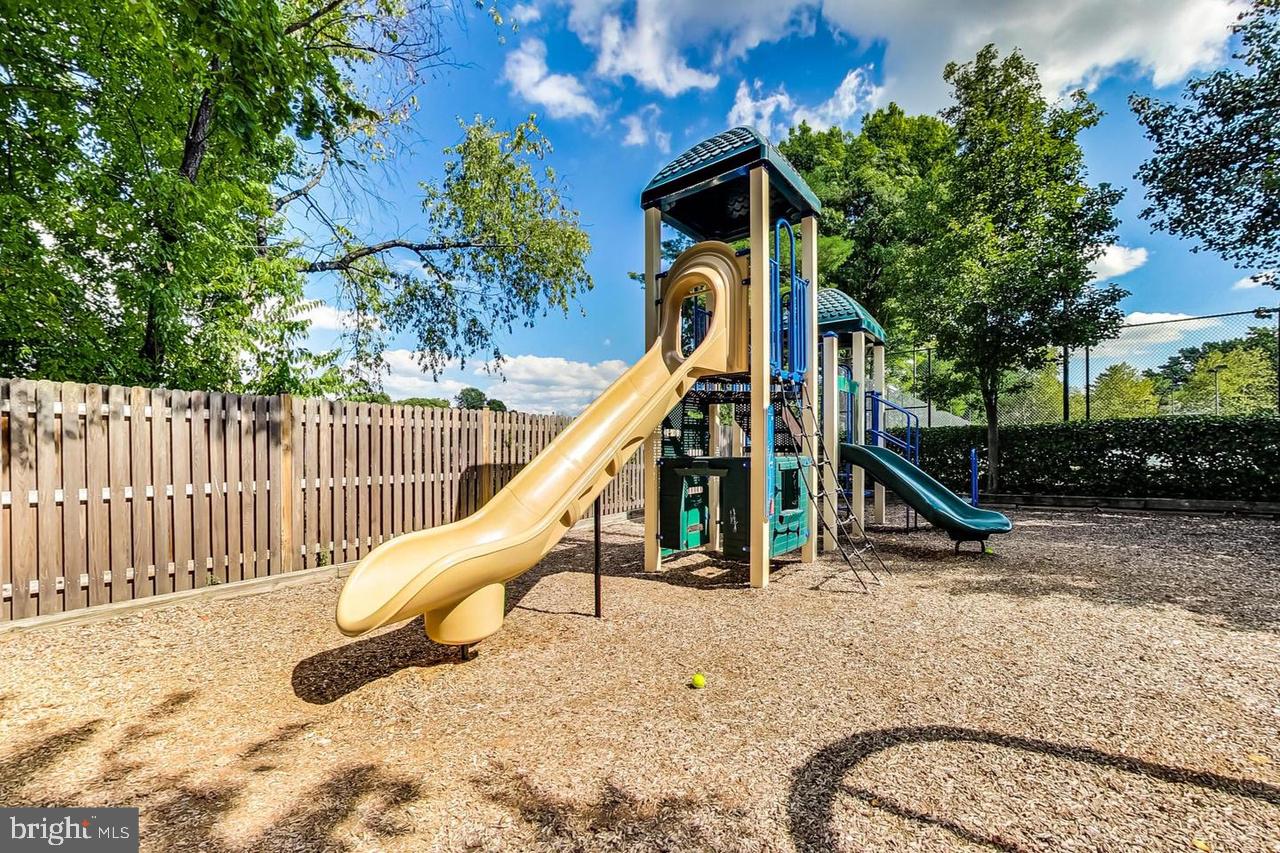 FAIRLINGTON VILLAGES - Residential Lease