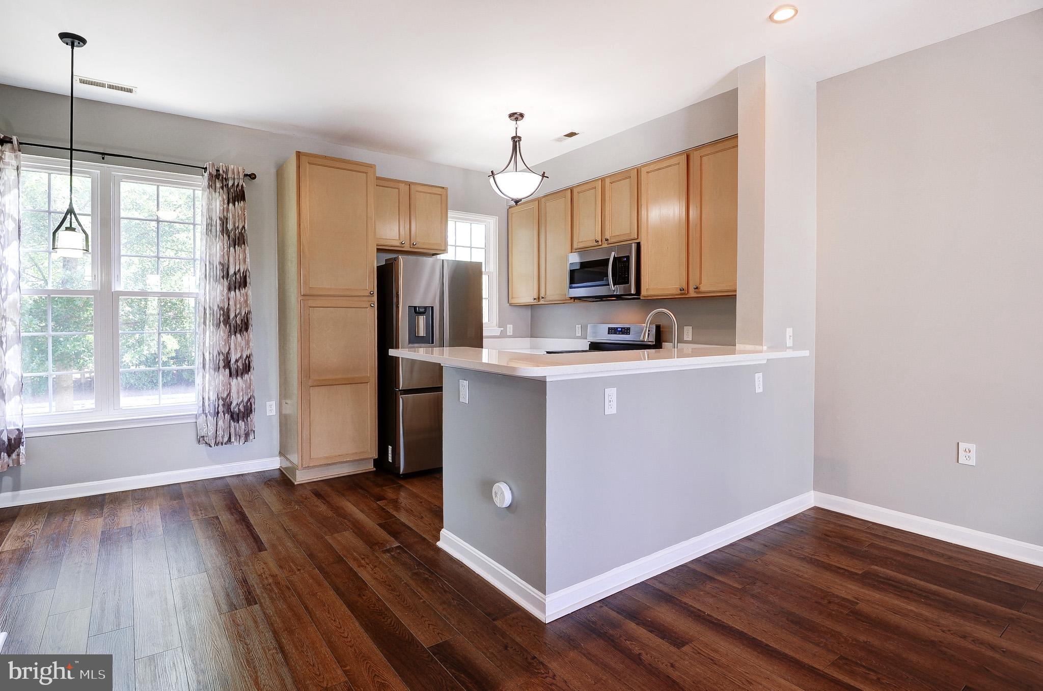 23014 FONTWELL SQUARE