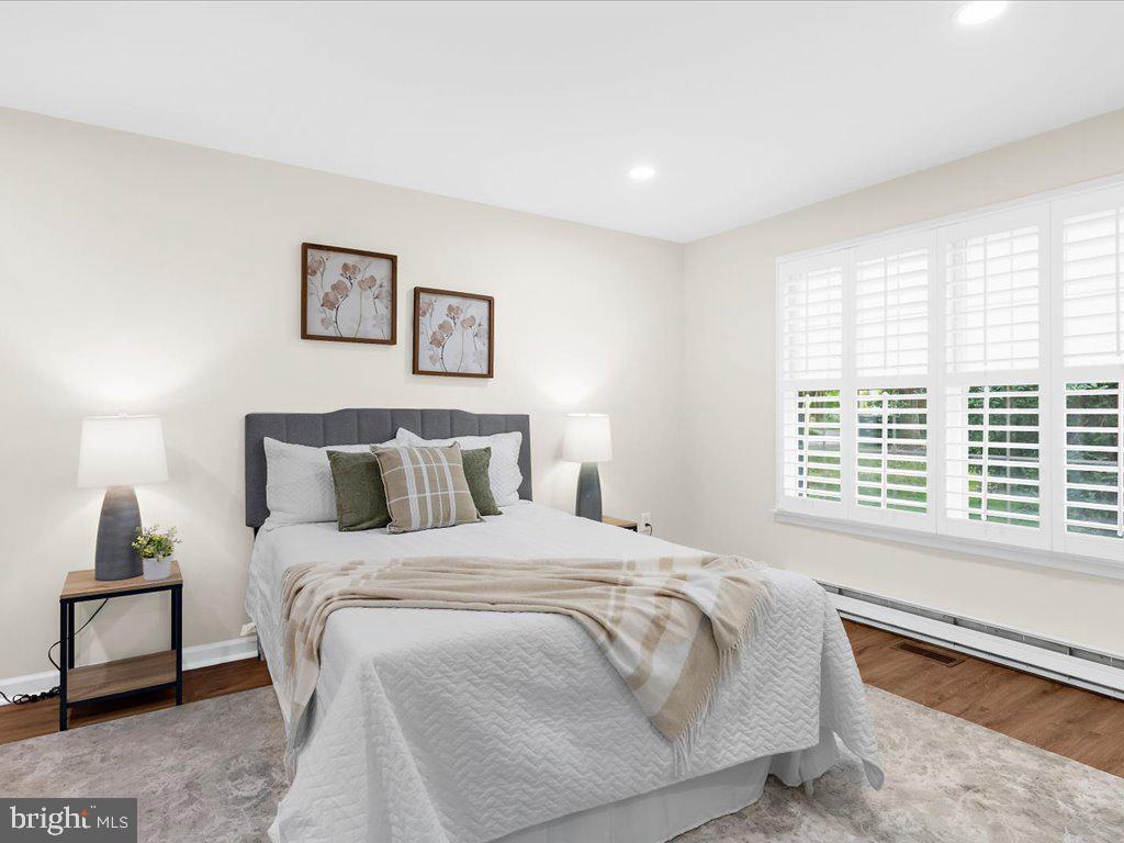 DORSEY SEARCH - Residential