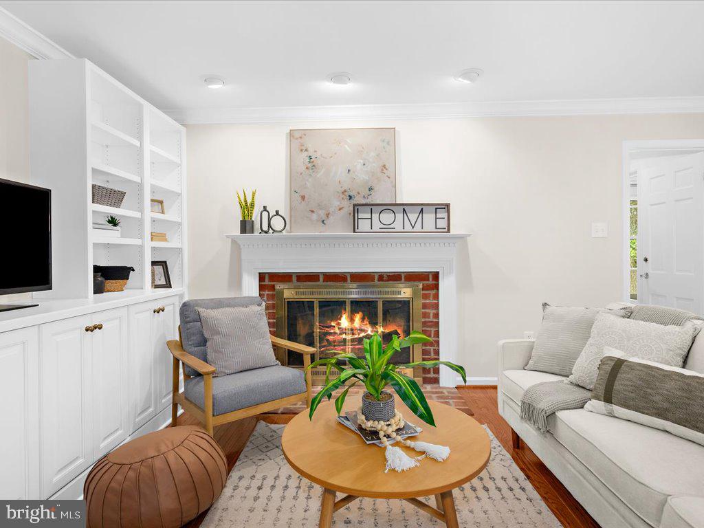 DORSEY SEARCH - Residential