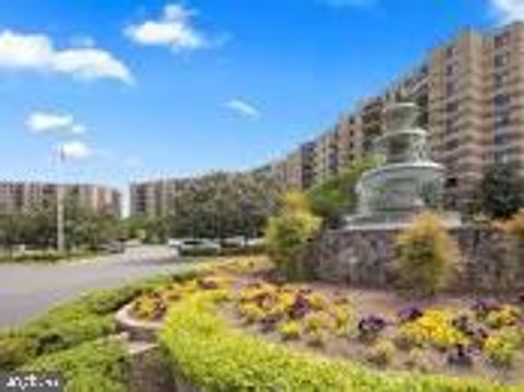 8380 GREENSBORO DRIVE 906 MCLEAN VA 22102