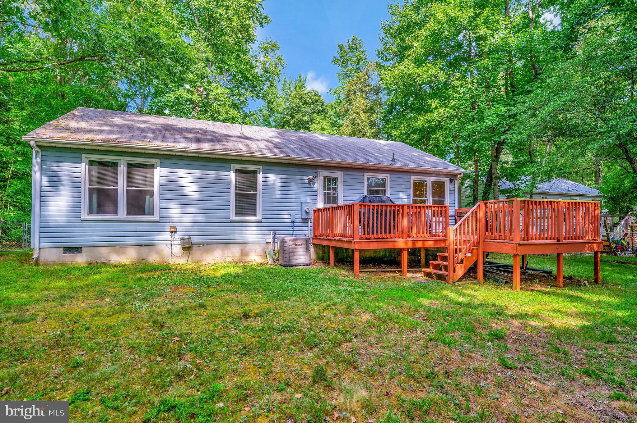 LAKE CAROLINE - Residential