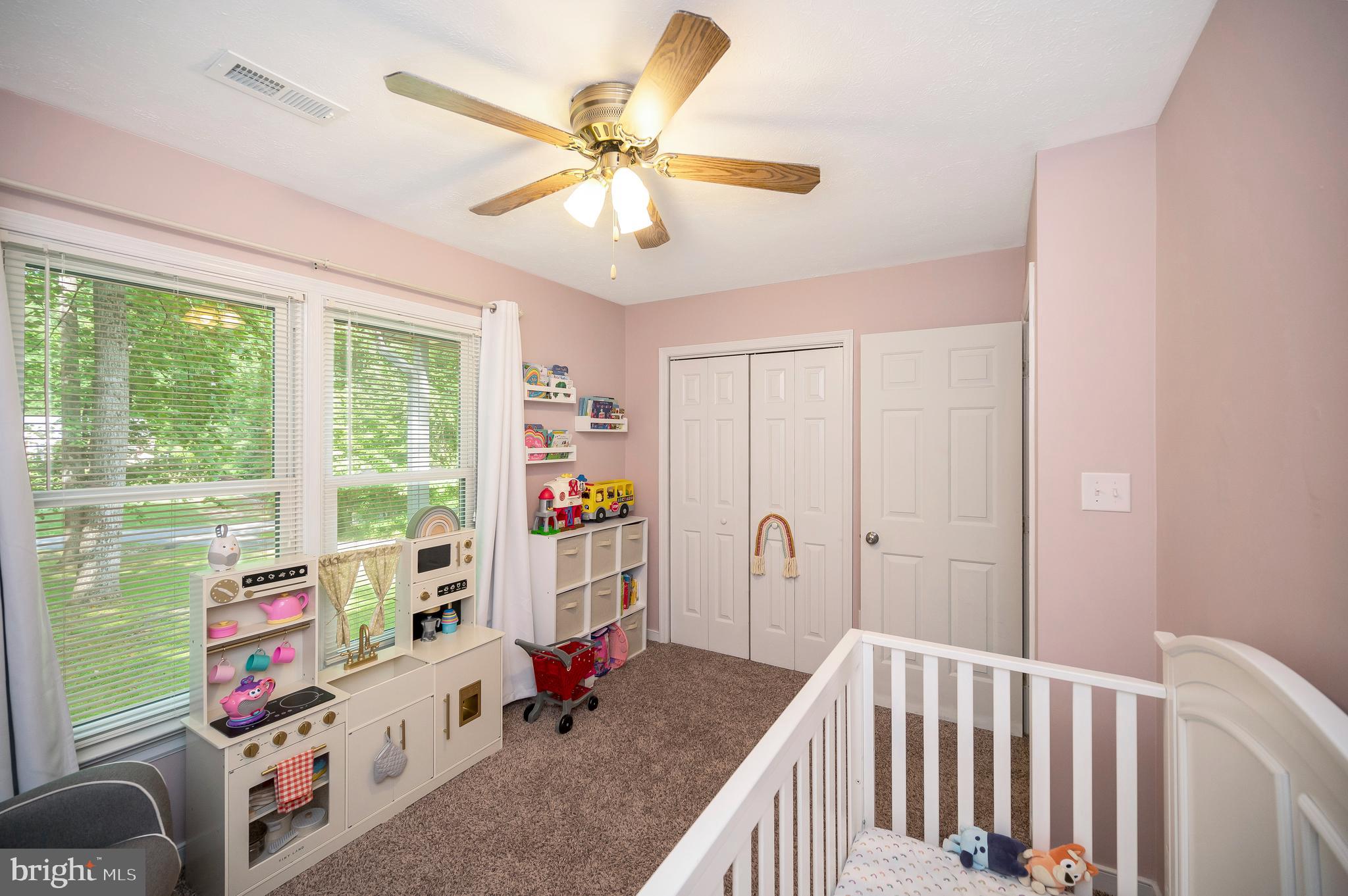 LAKE CAROLINE - Residential