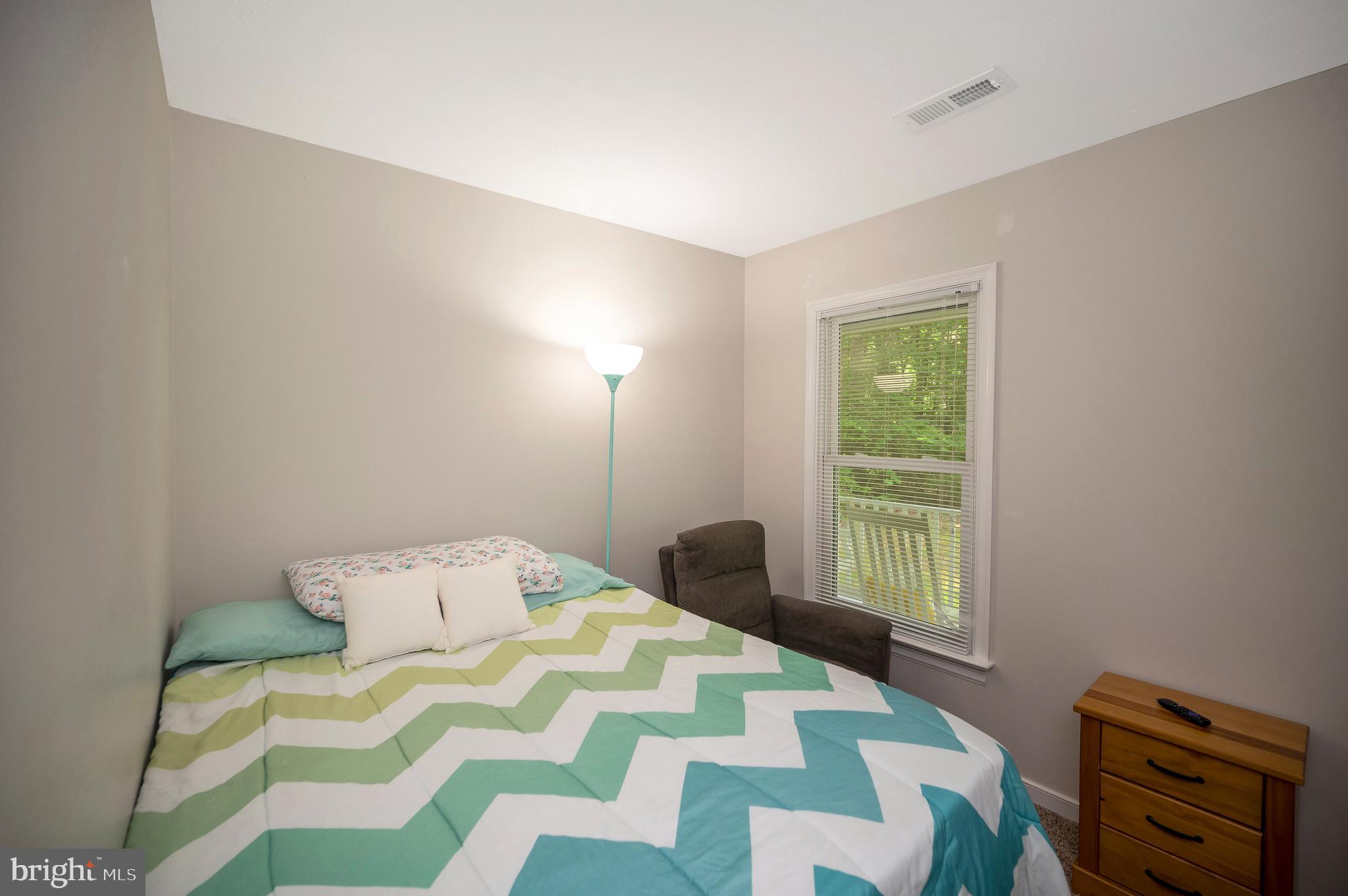 LAKE CAROLINE - Residential