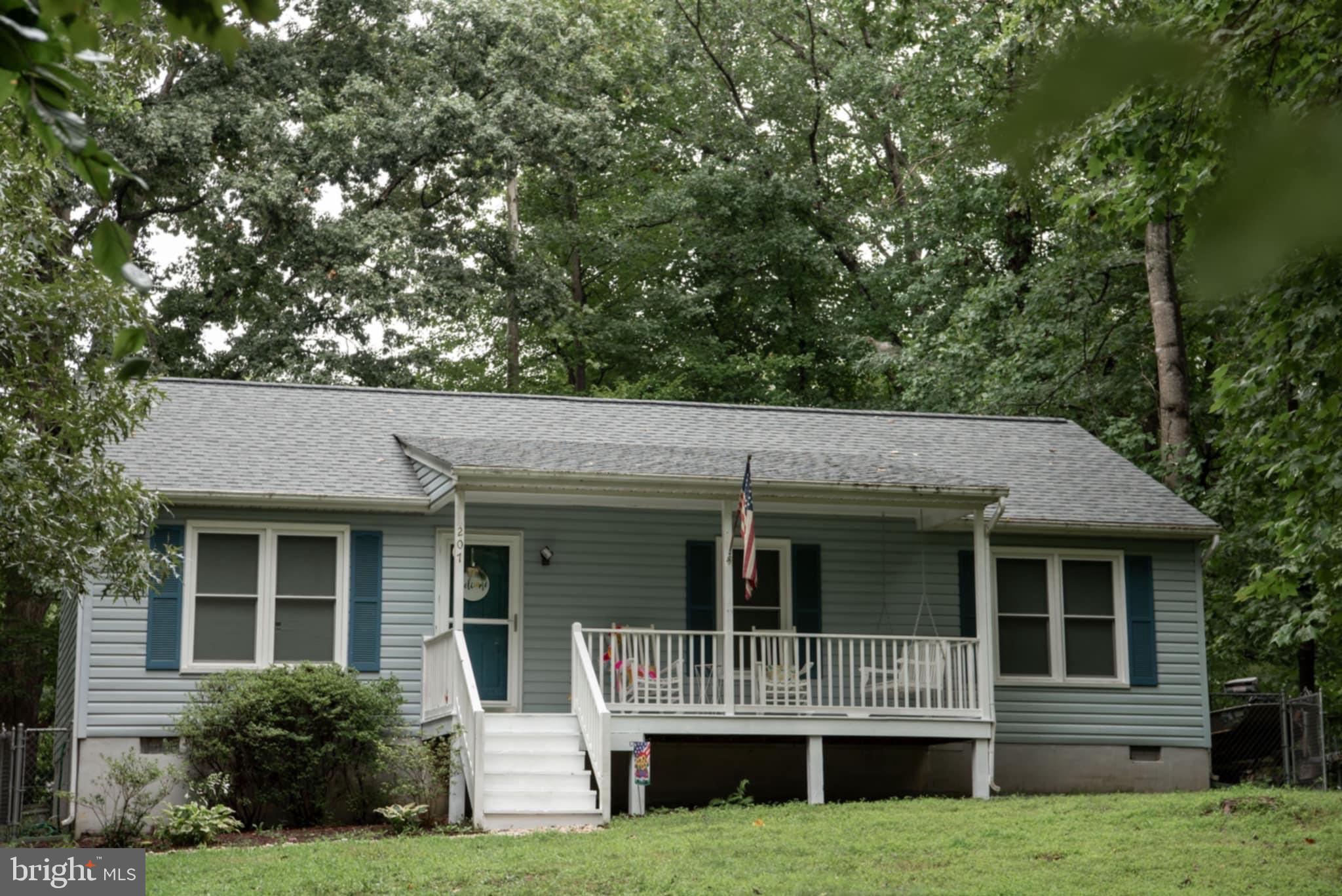 LAKE CAROLINE - Residential