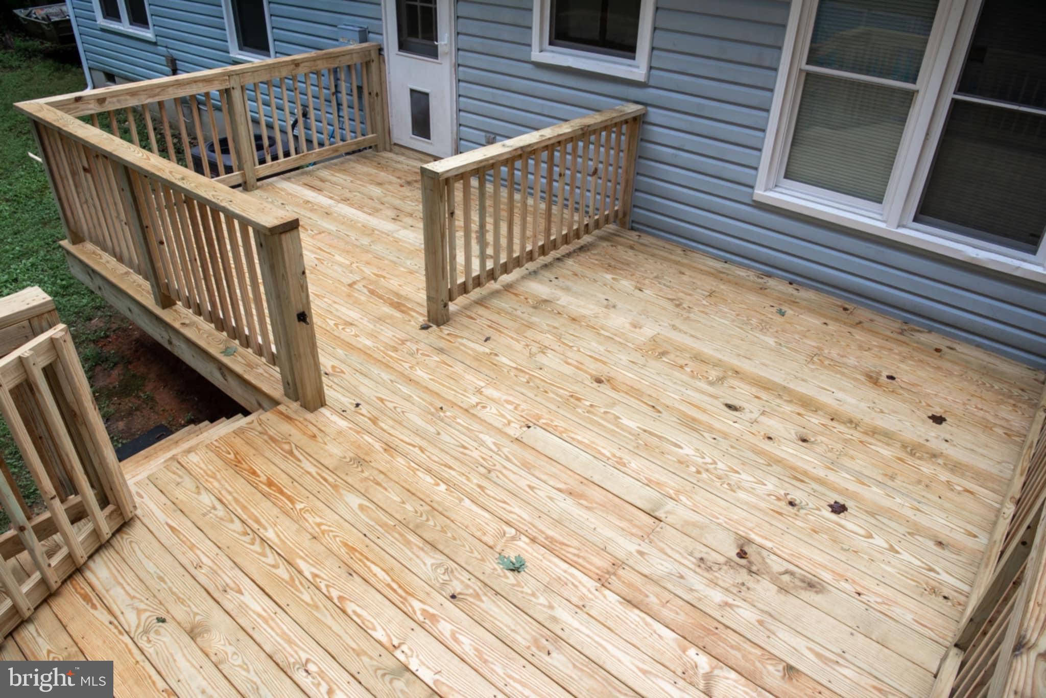 LAKE CAROLINE - Residential