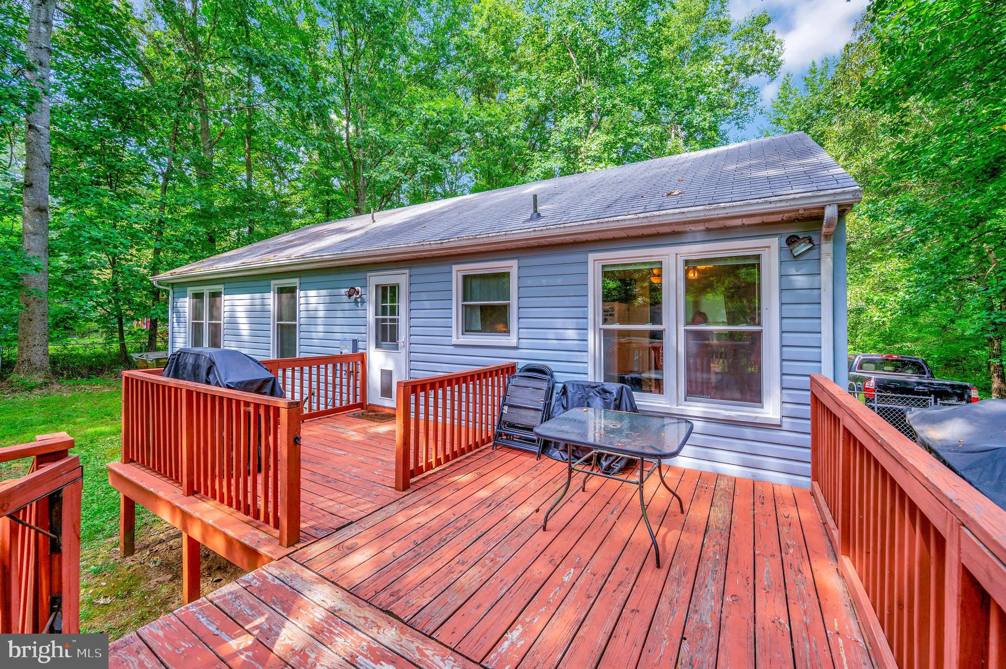 LAKE CAROLINE - Residential