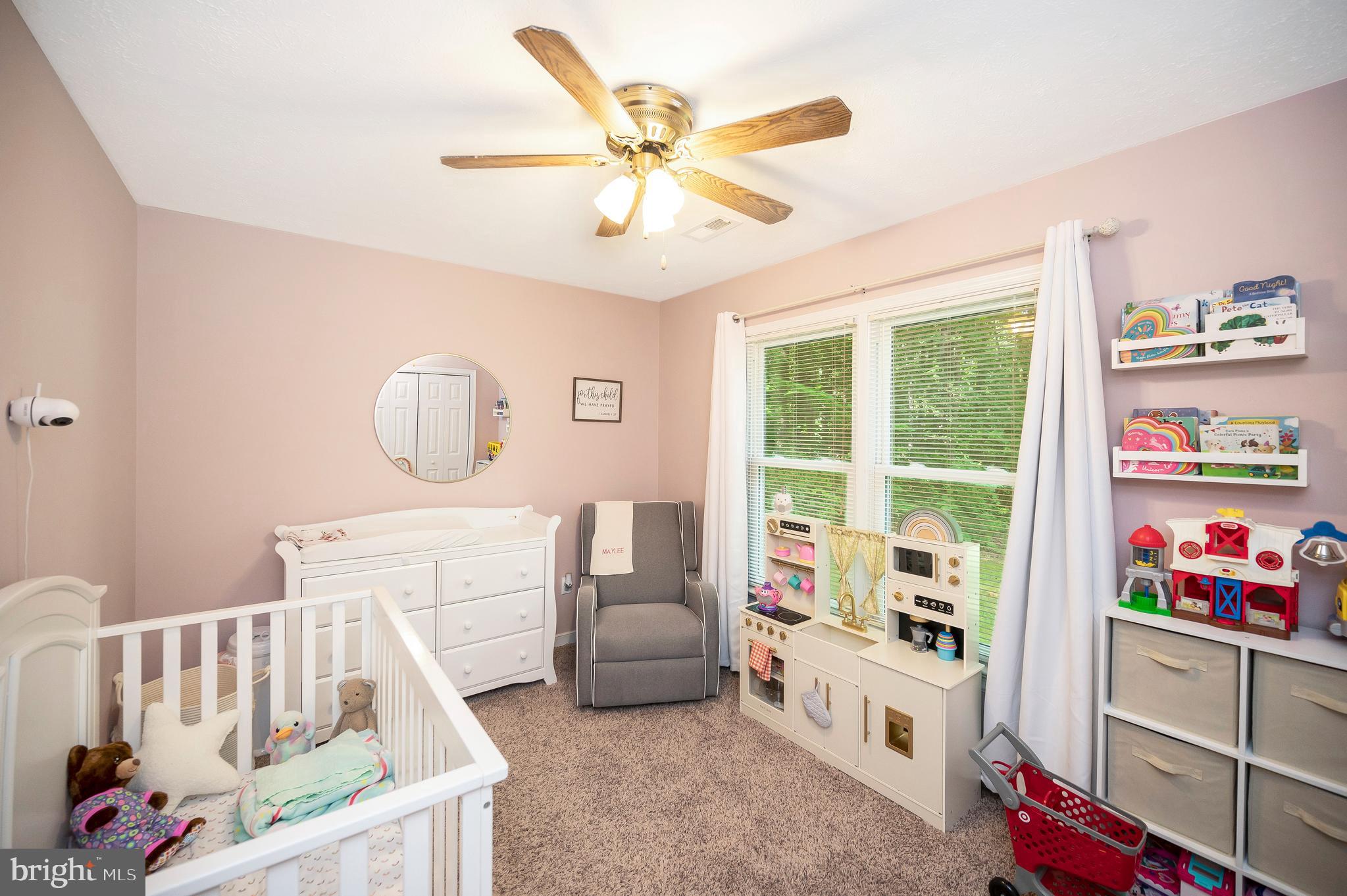 LAKE CAROLINE - Residential