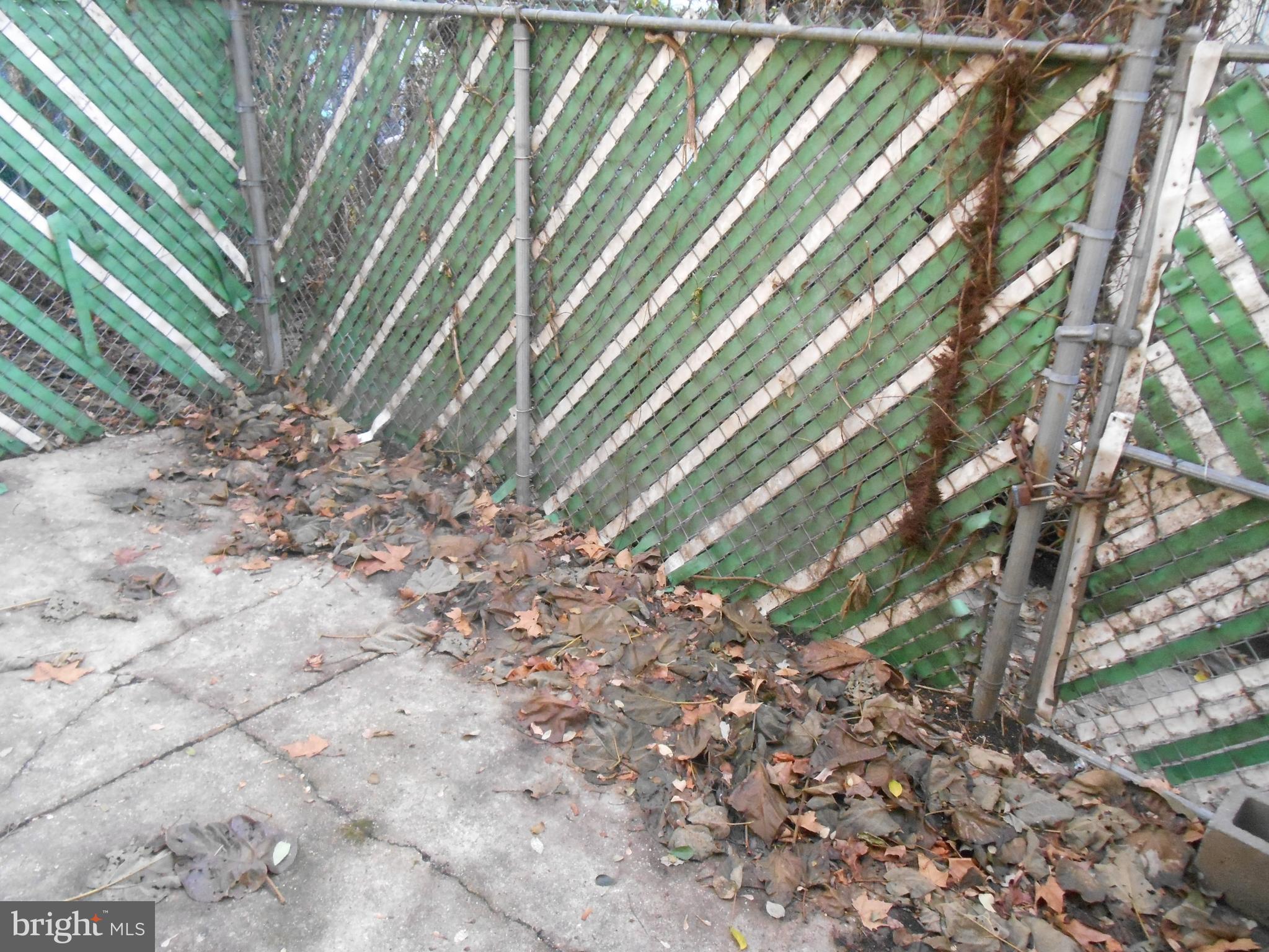 FRANKFORD - Residential Lease