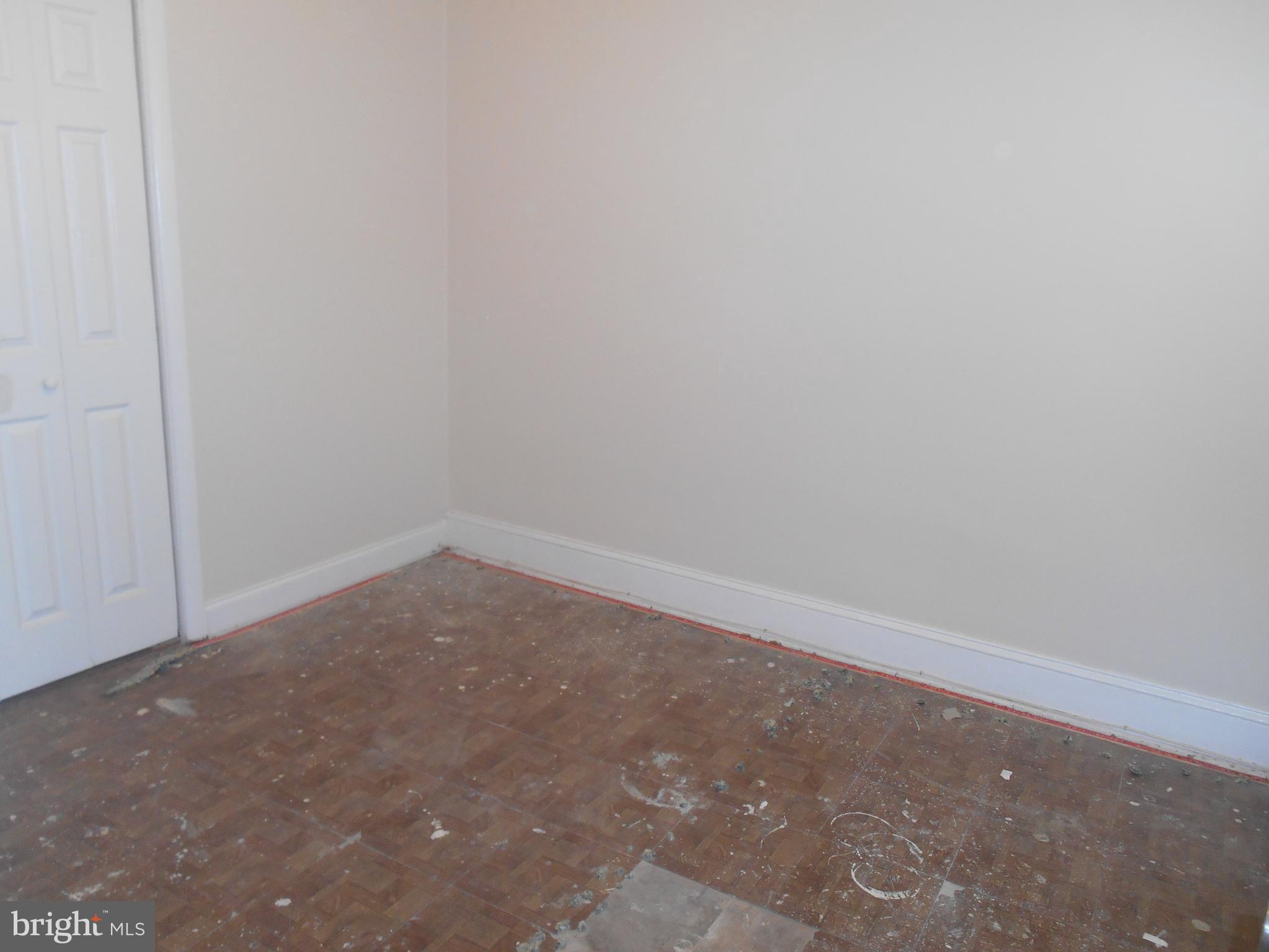 FRANKFORD - Residential Lease