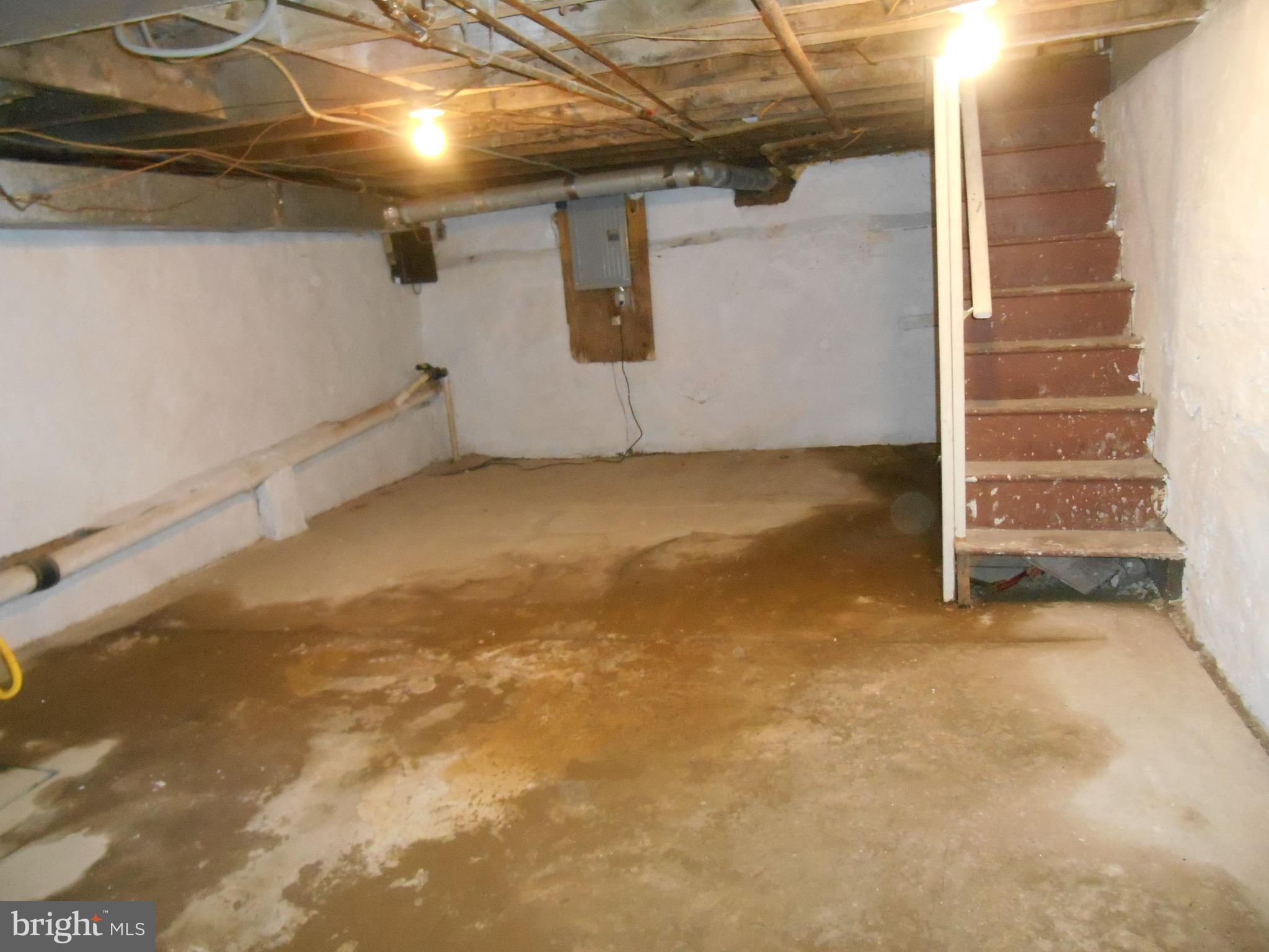 FRANKFORD - Residential Lease