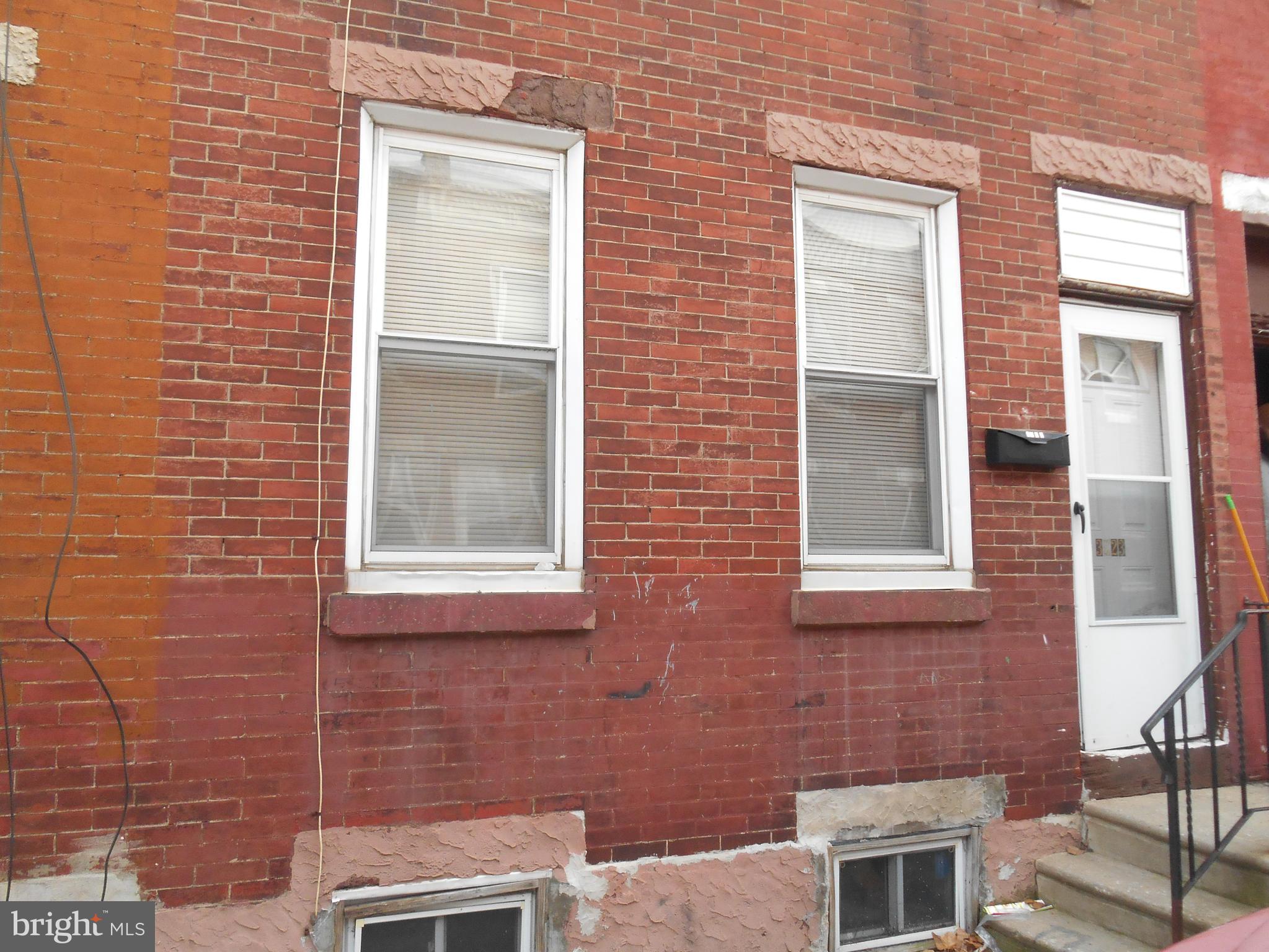 FRANKFORD - Residential Lease