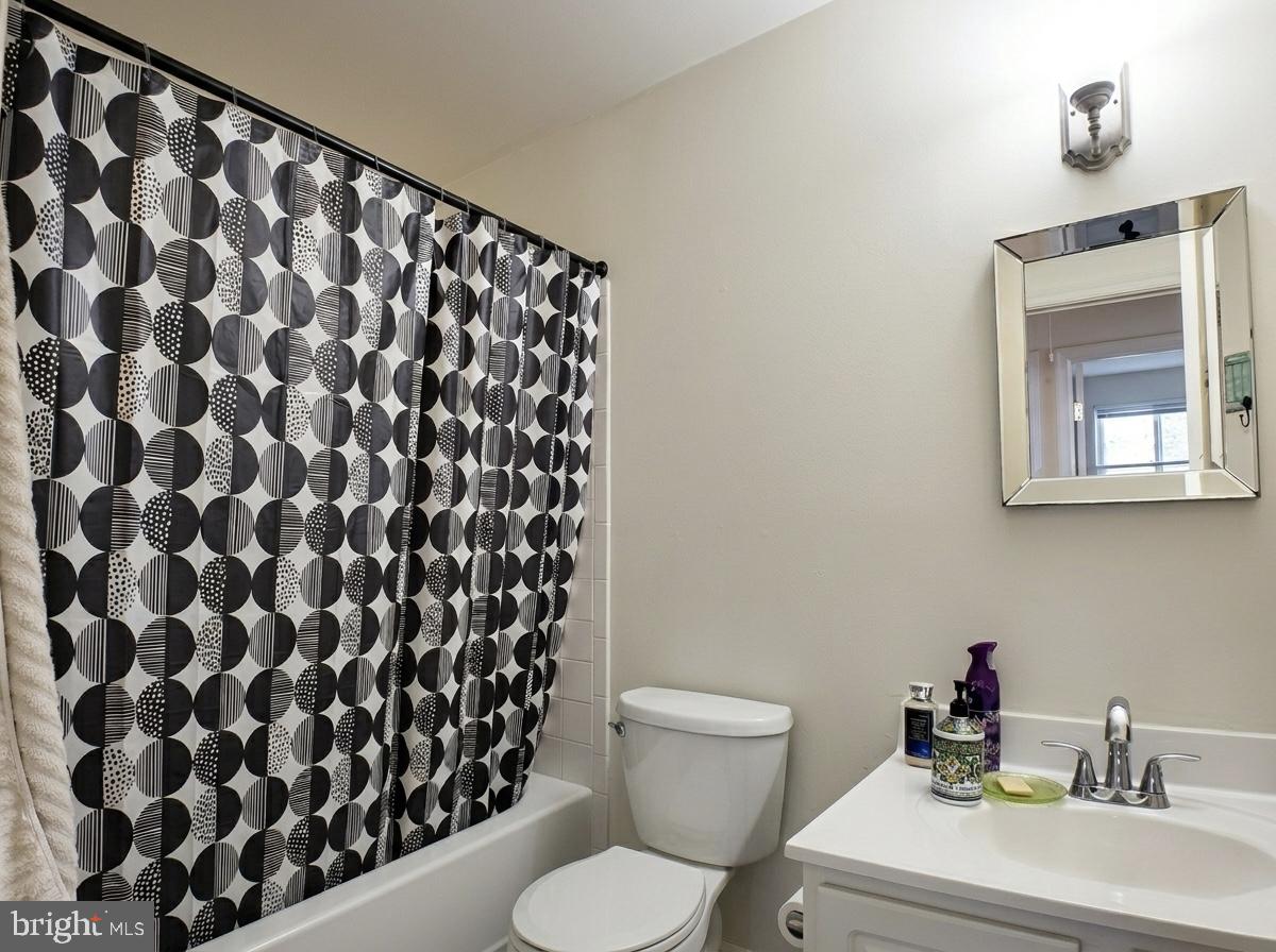 HINES ESTATES - Residential