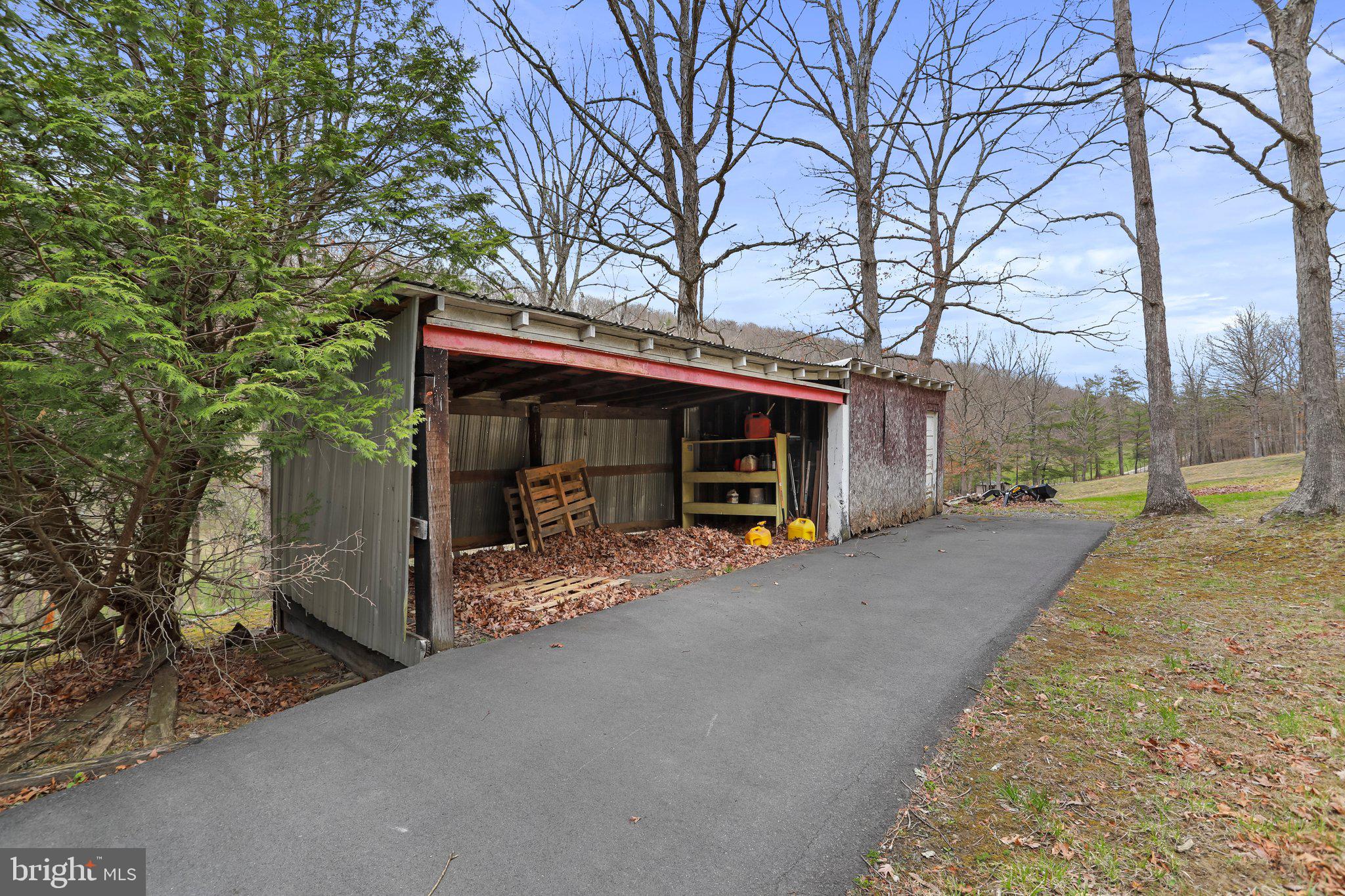 PATTERSON CREEK - Residential