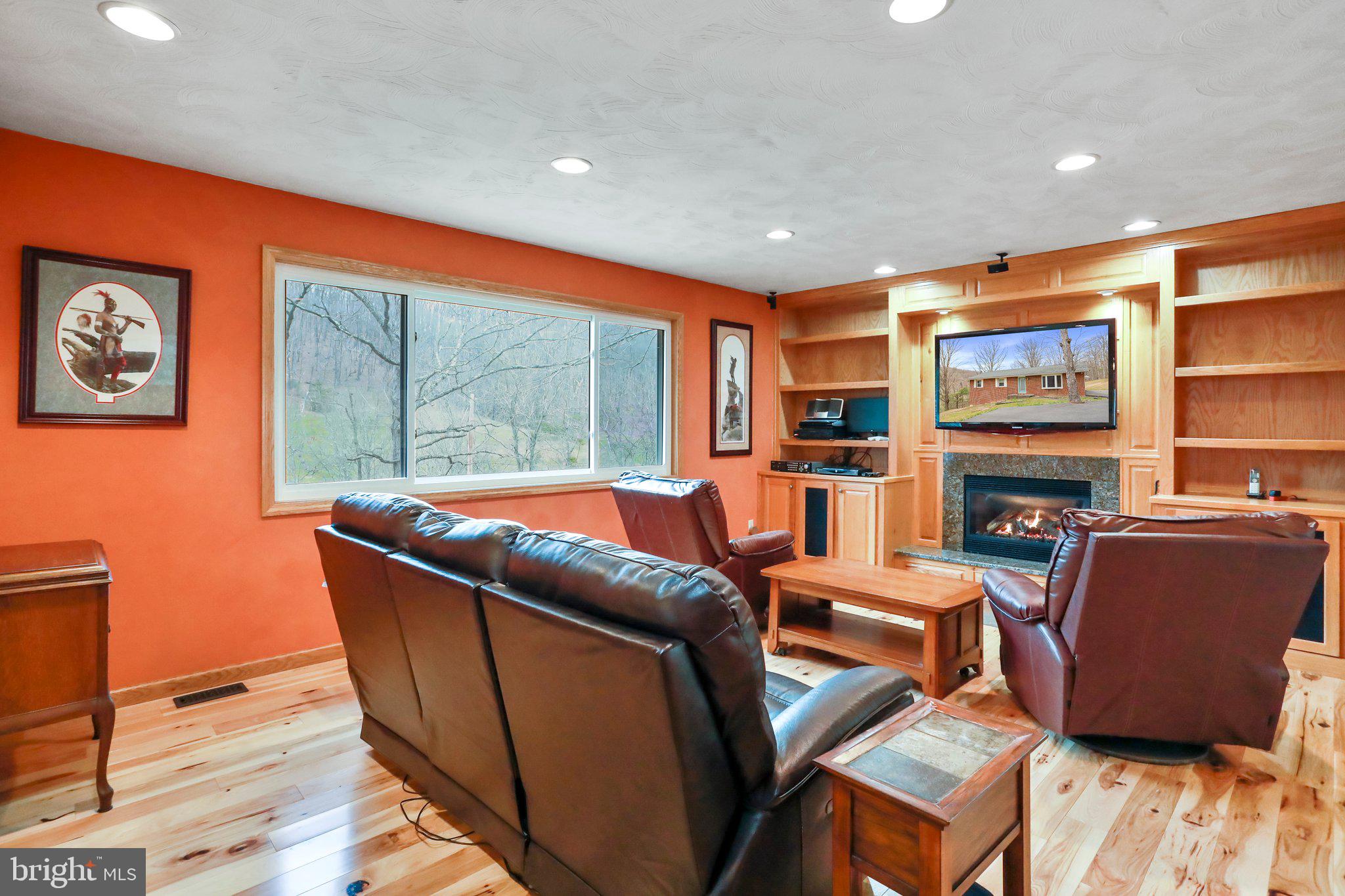 PATTERSON CREEK - Residential