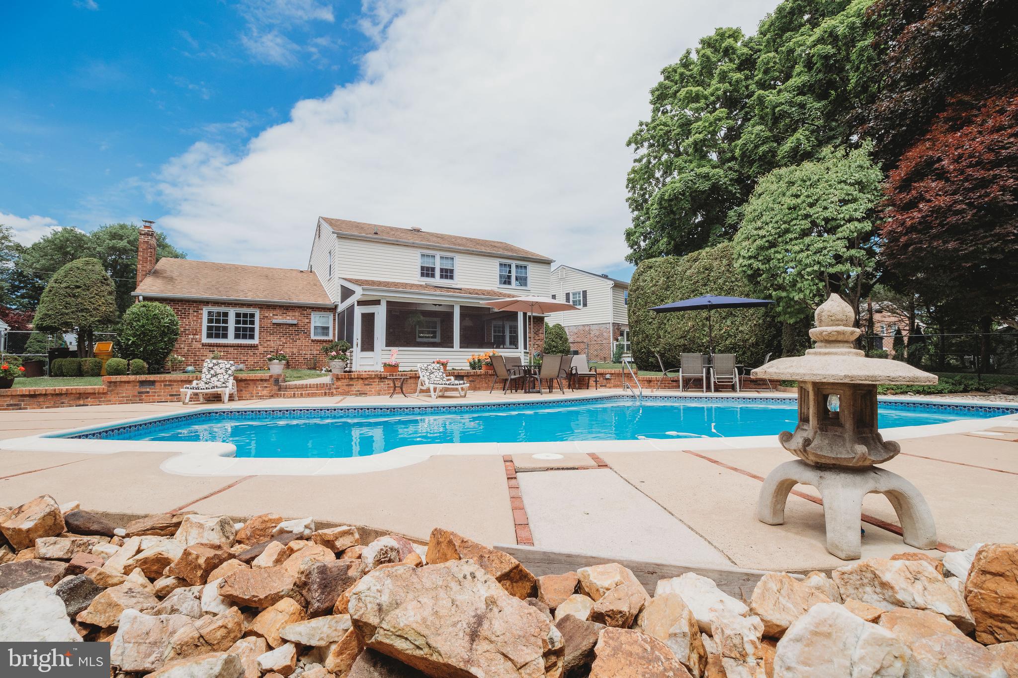 SPRINGFIELD - Residential