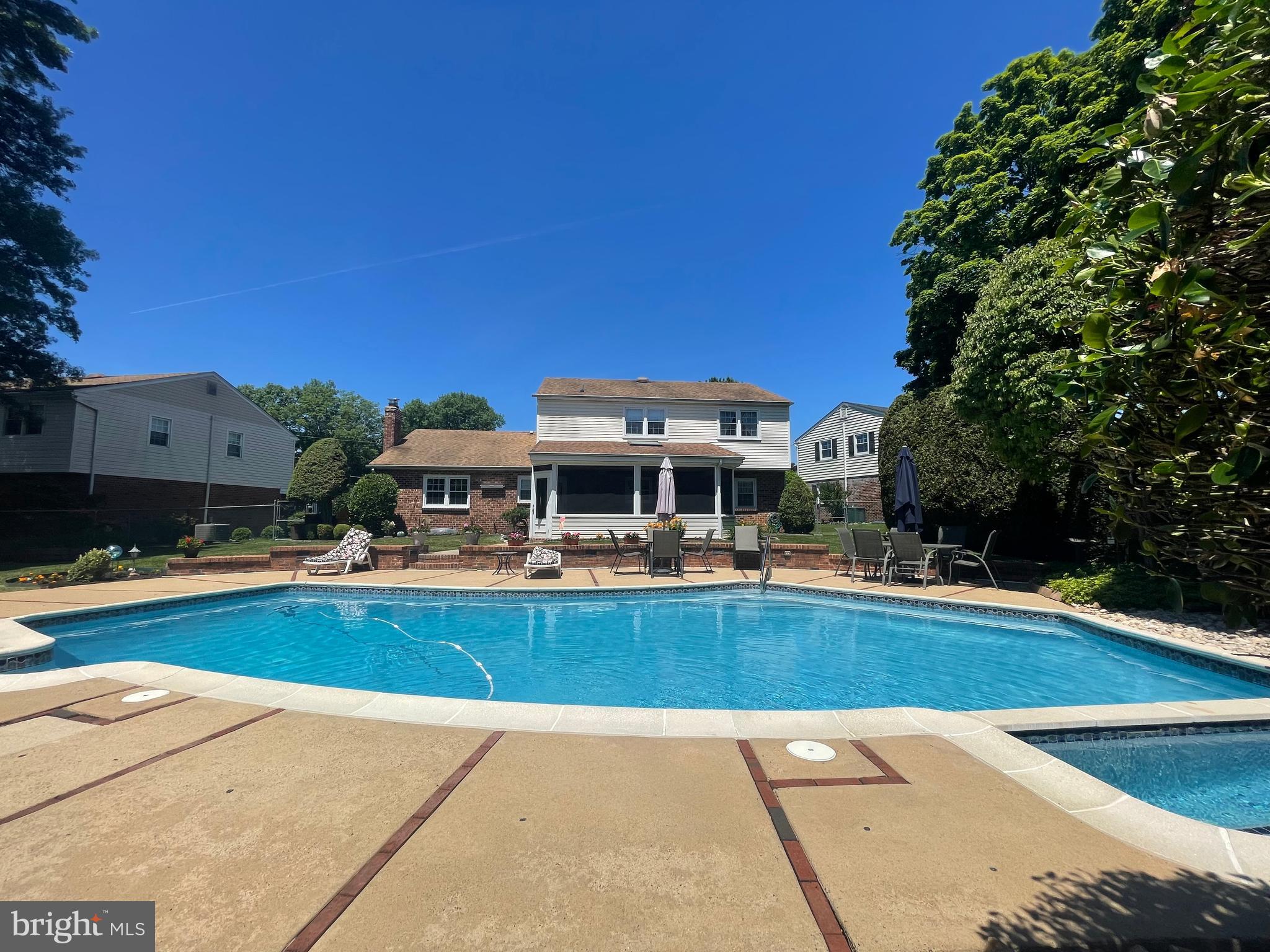 SPRINGFIELD - Residential