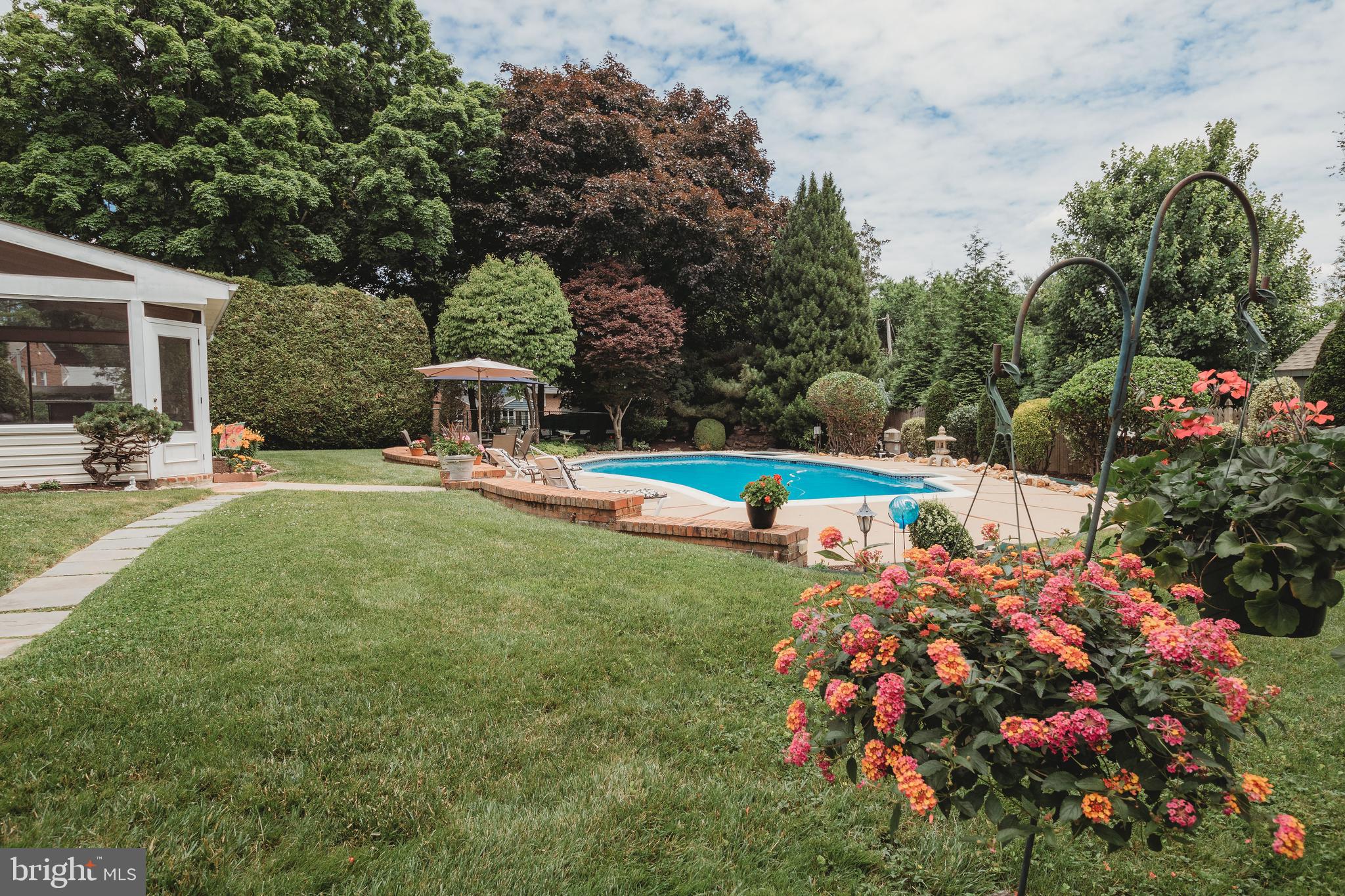 SPRINGFIELD - Residential