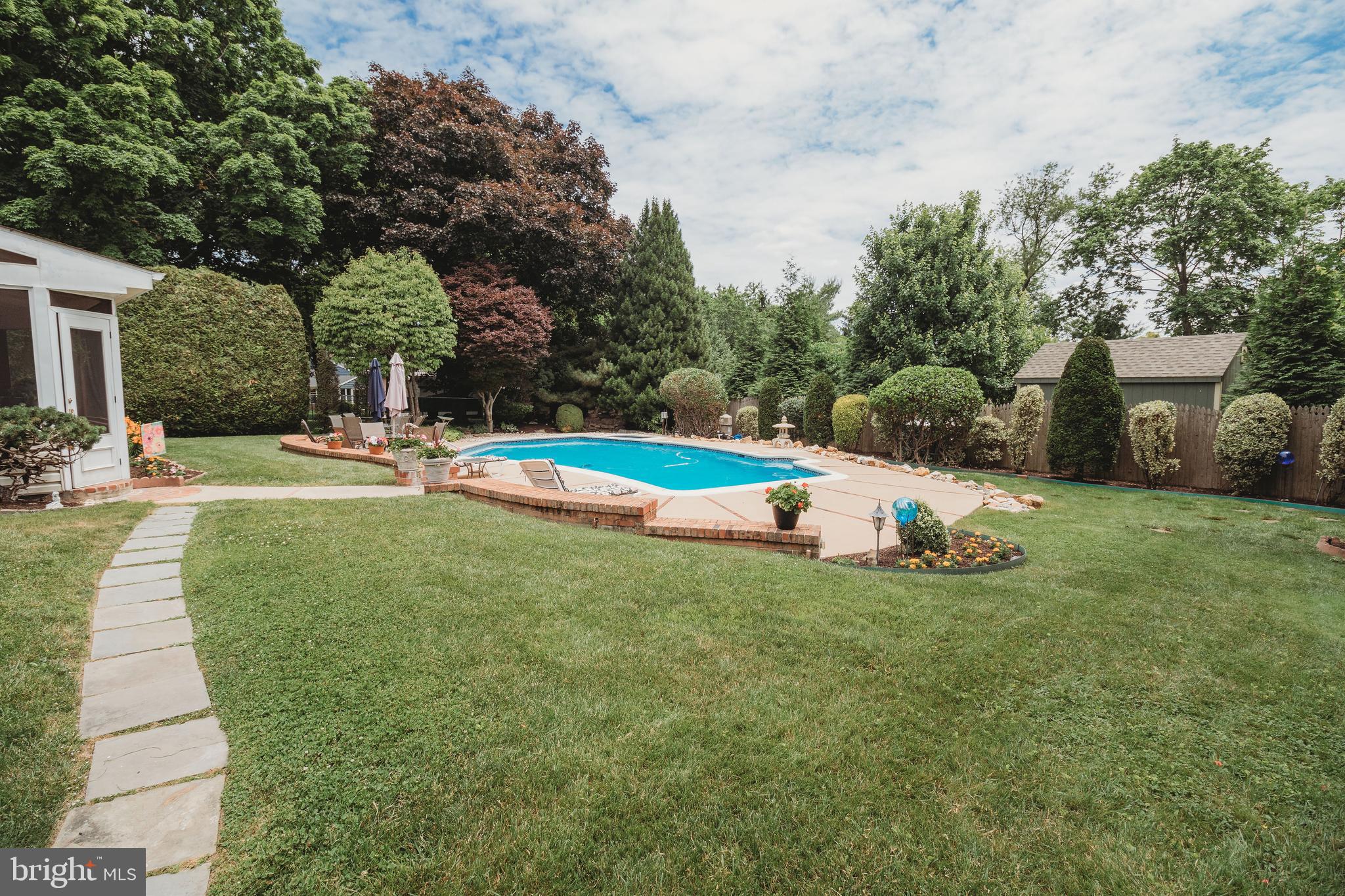 SPRINGFIELD - Residential