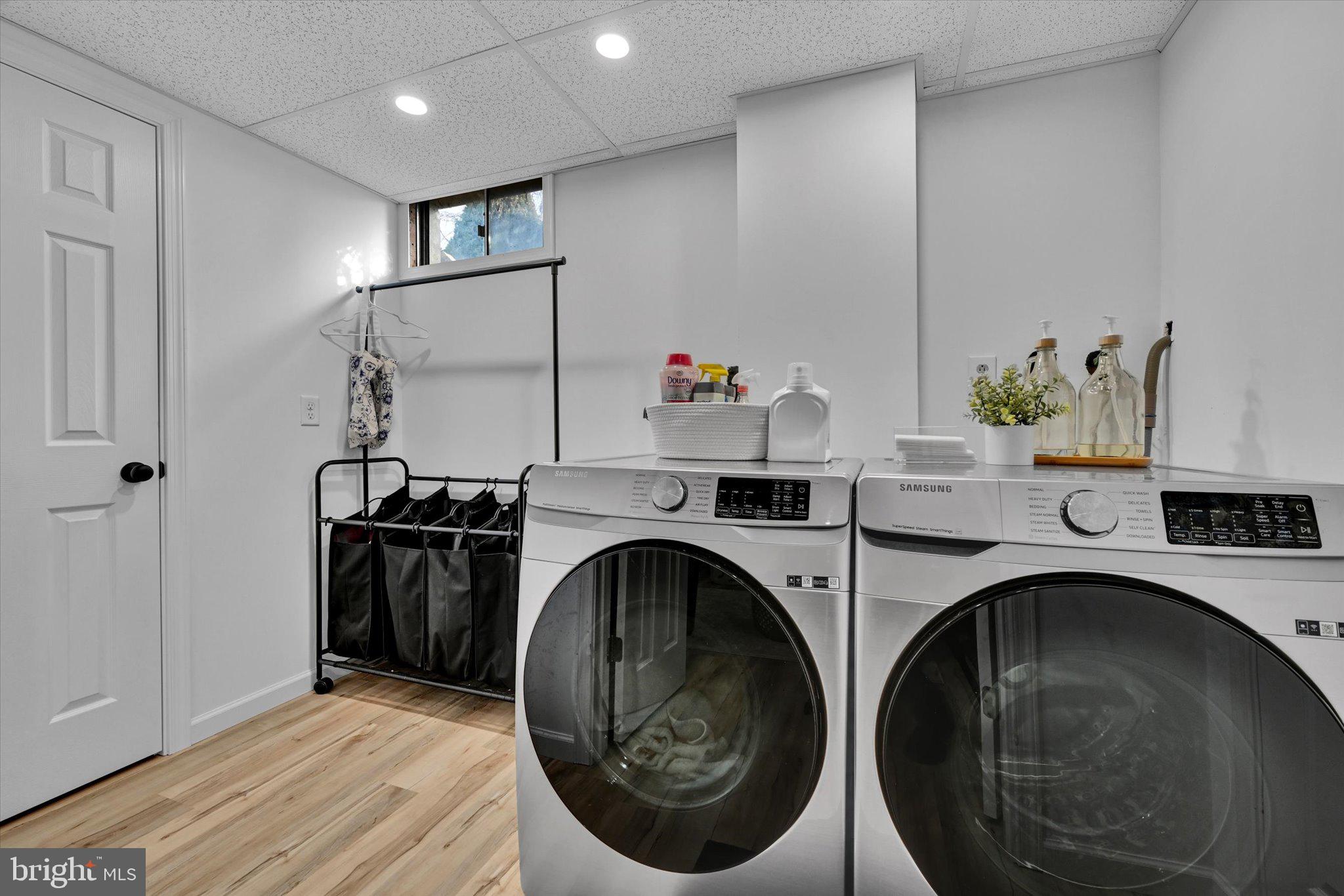 BEVERLY HEIGHTS - Residential