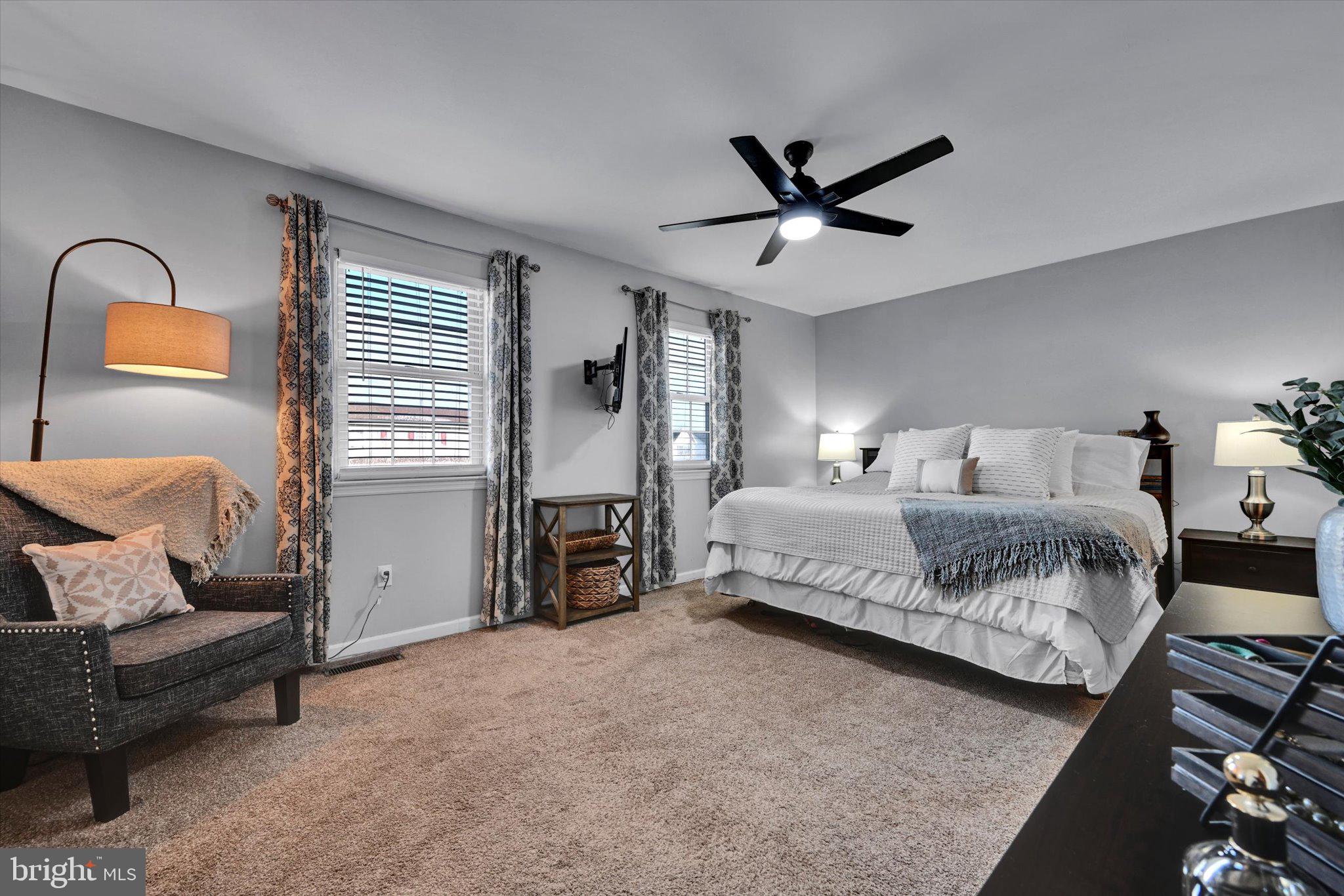 BEVERLY HEIGHTS - Residential