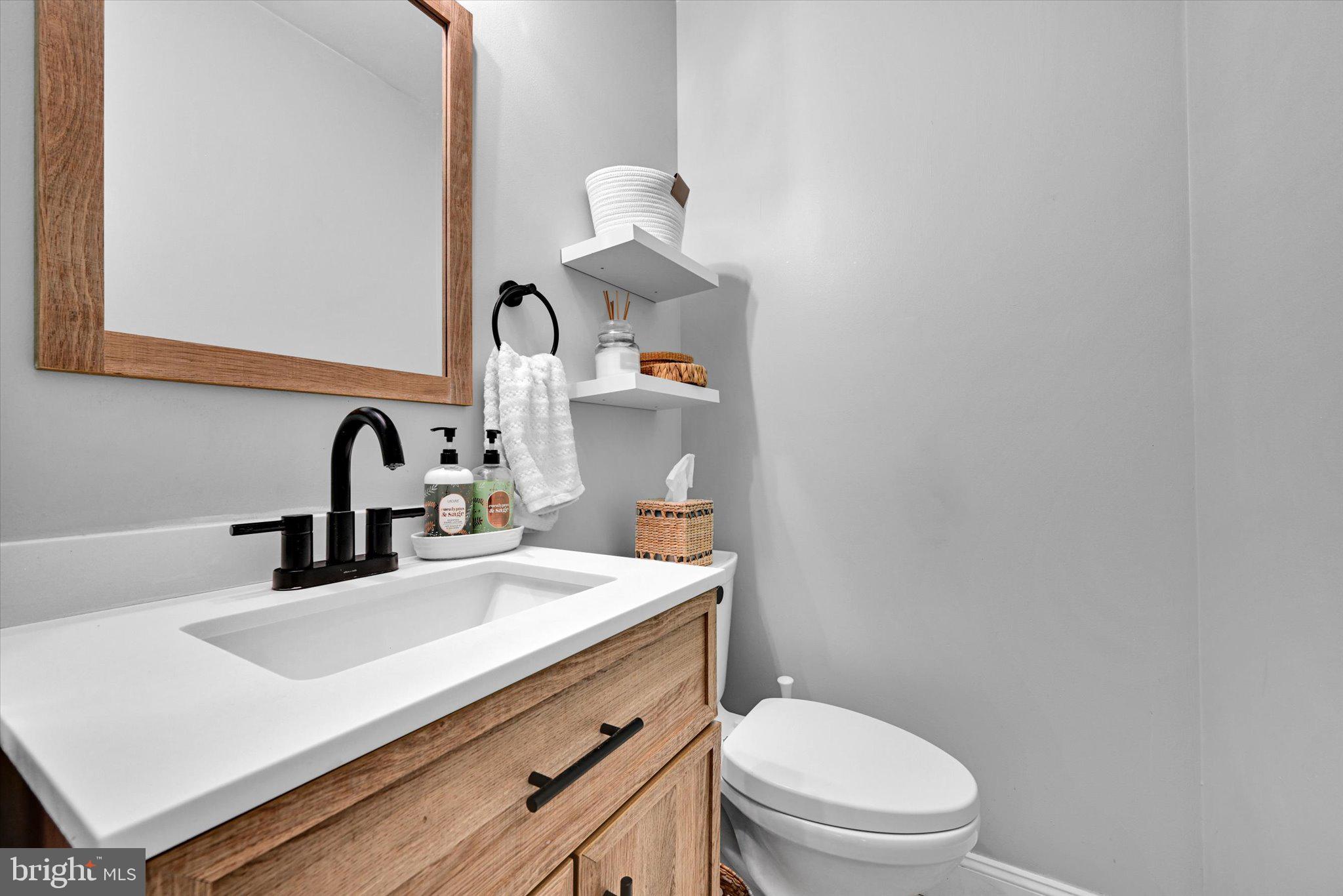 BEVERLY HEIGHTS - Residential