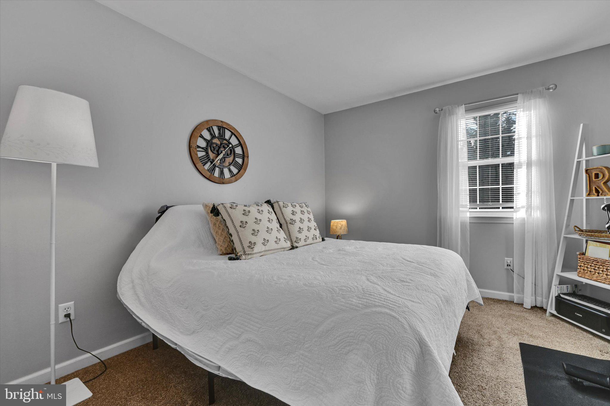 BEVERLY HEIGHTS - Residential