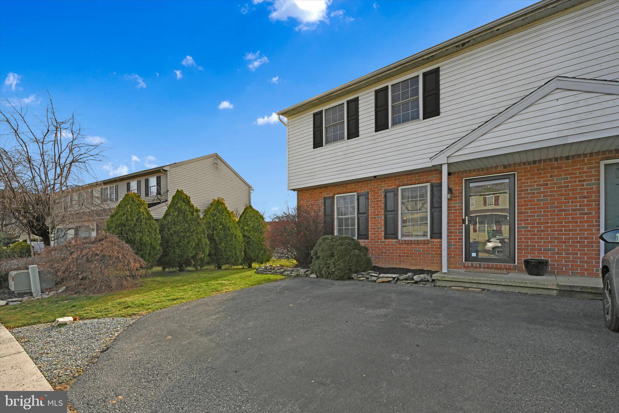 BEVERLY HEIGHTS - Residential