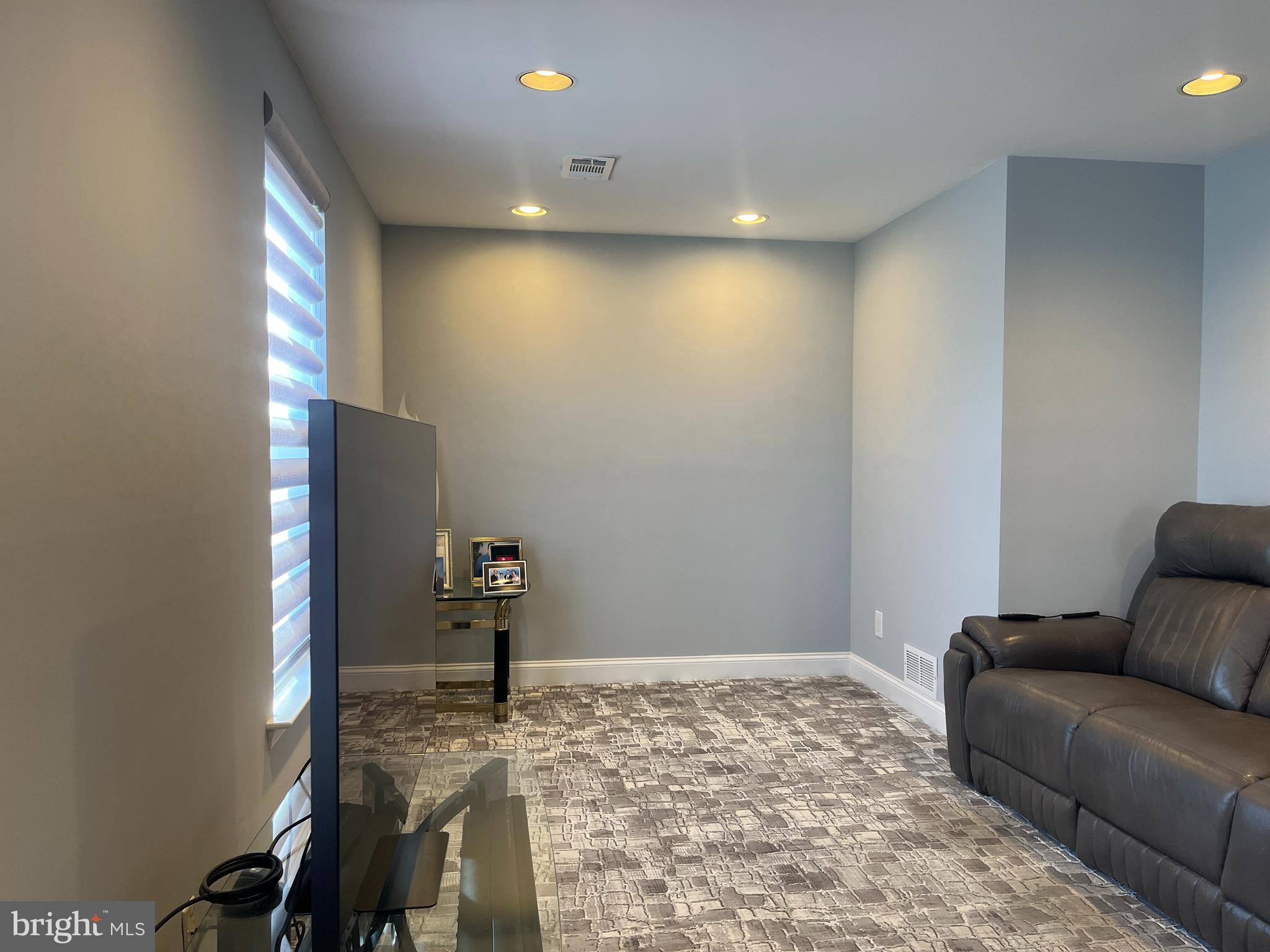 NESHAMINY VALLEY - Residential