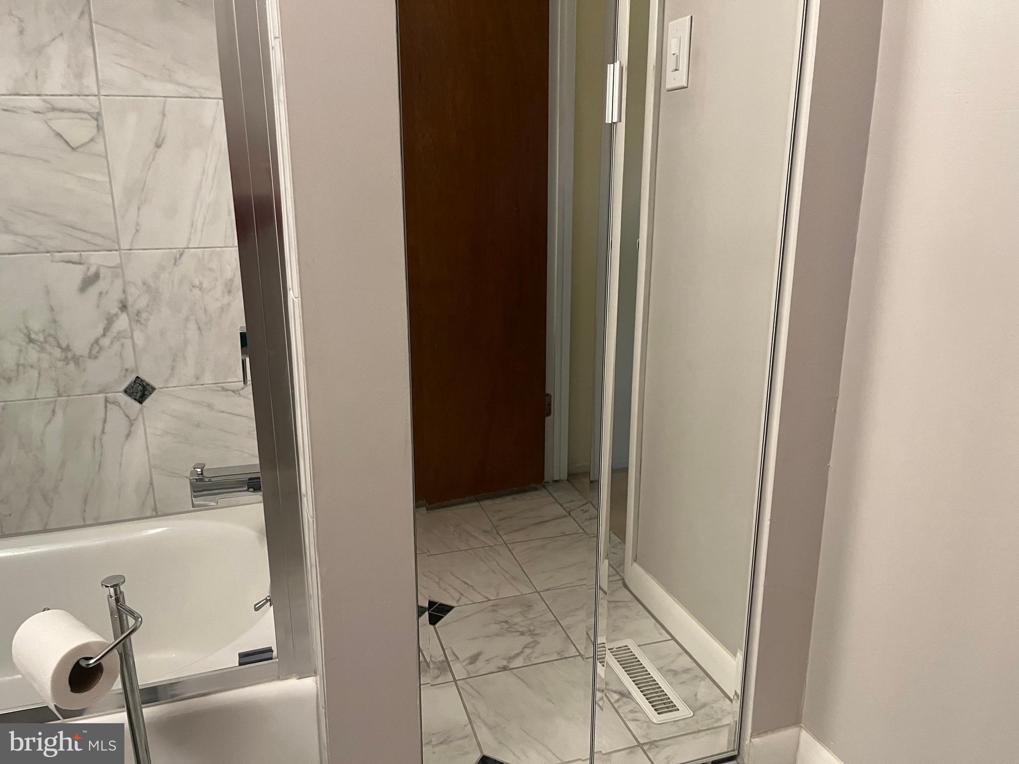 NESHAMINY VALLEY - Residential