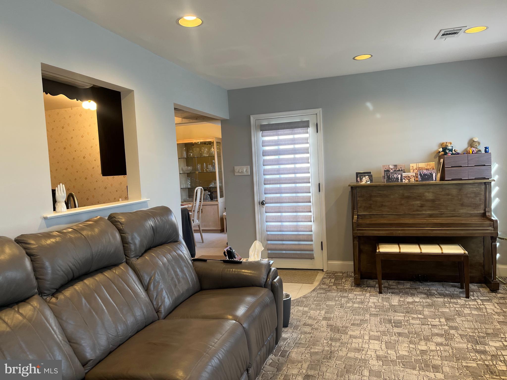 NESHAMINY VALLEY - Residential