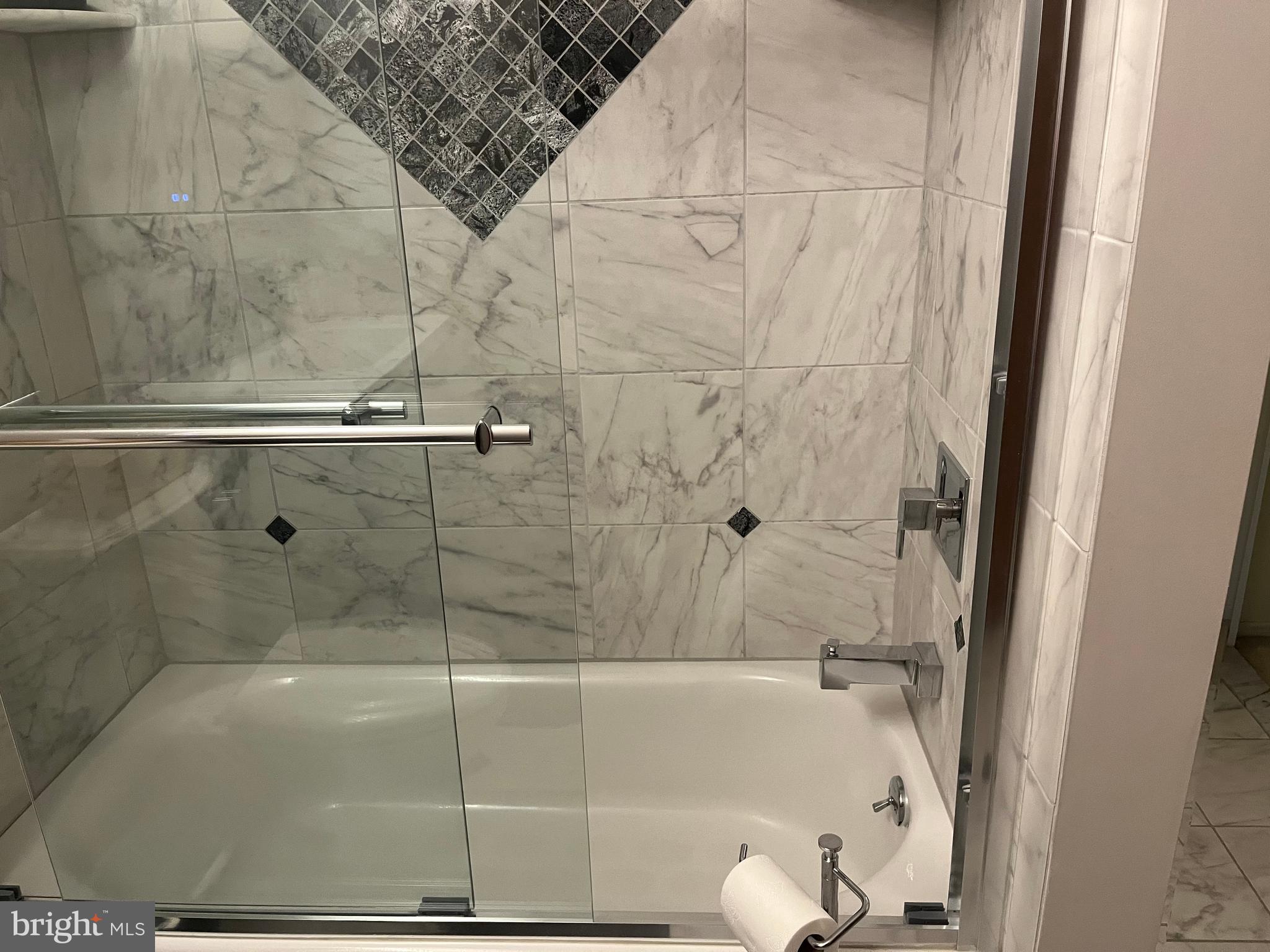 NESHAMINY VALLEY - Residential