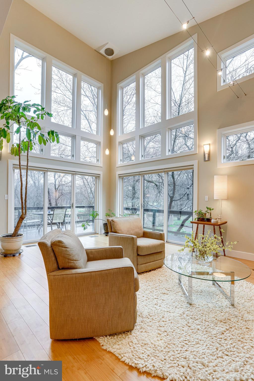 EAST FALLS CHURCH - Residential