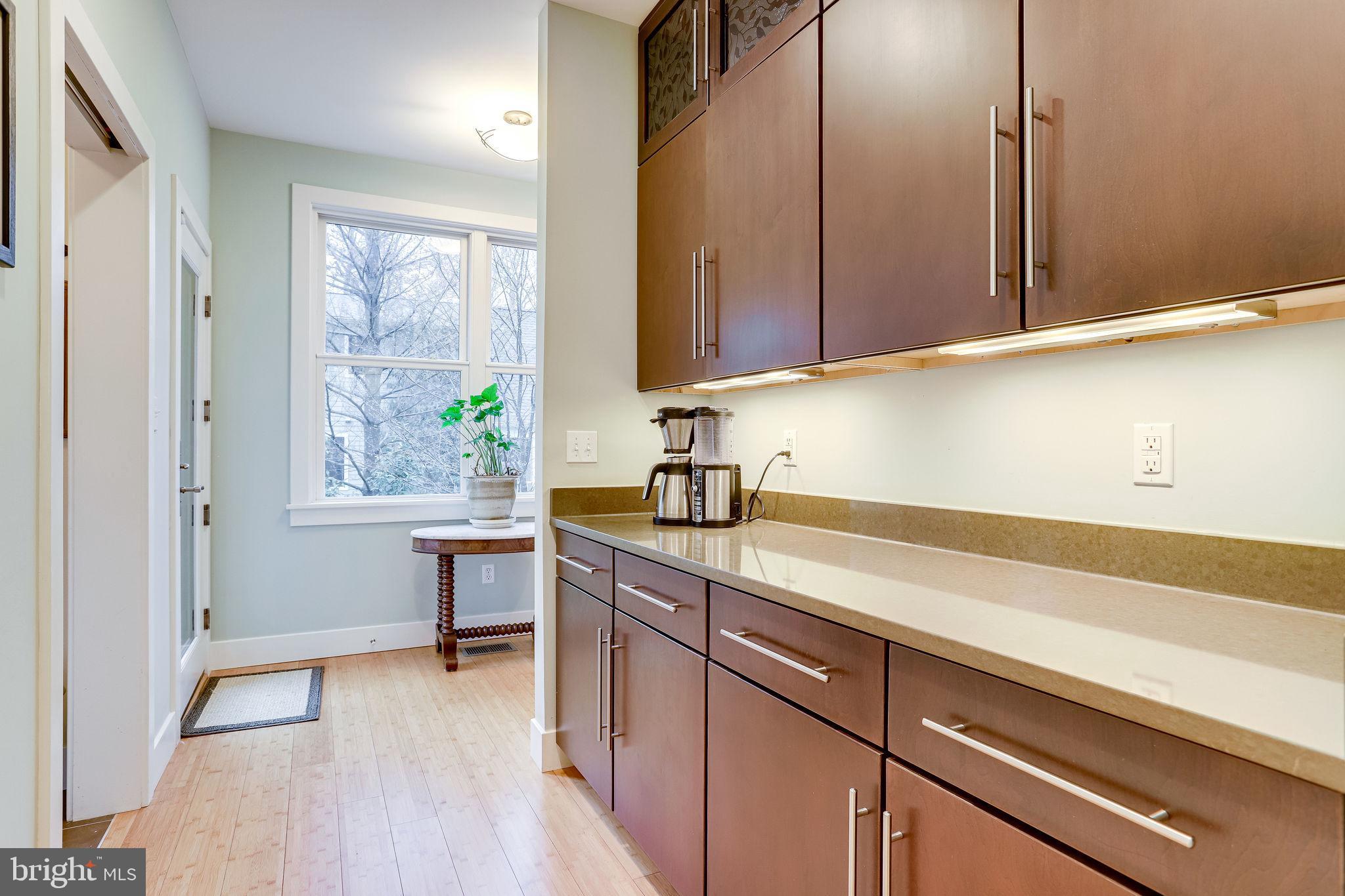 EAST FALLS CHURCH - Residential