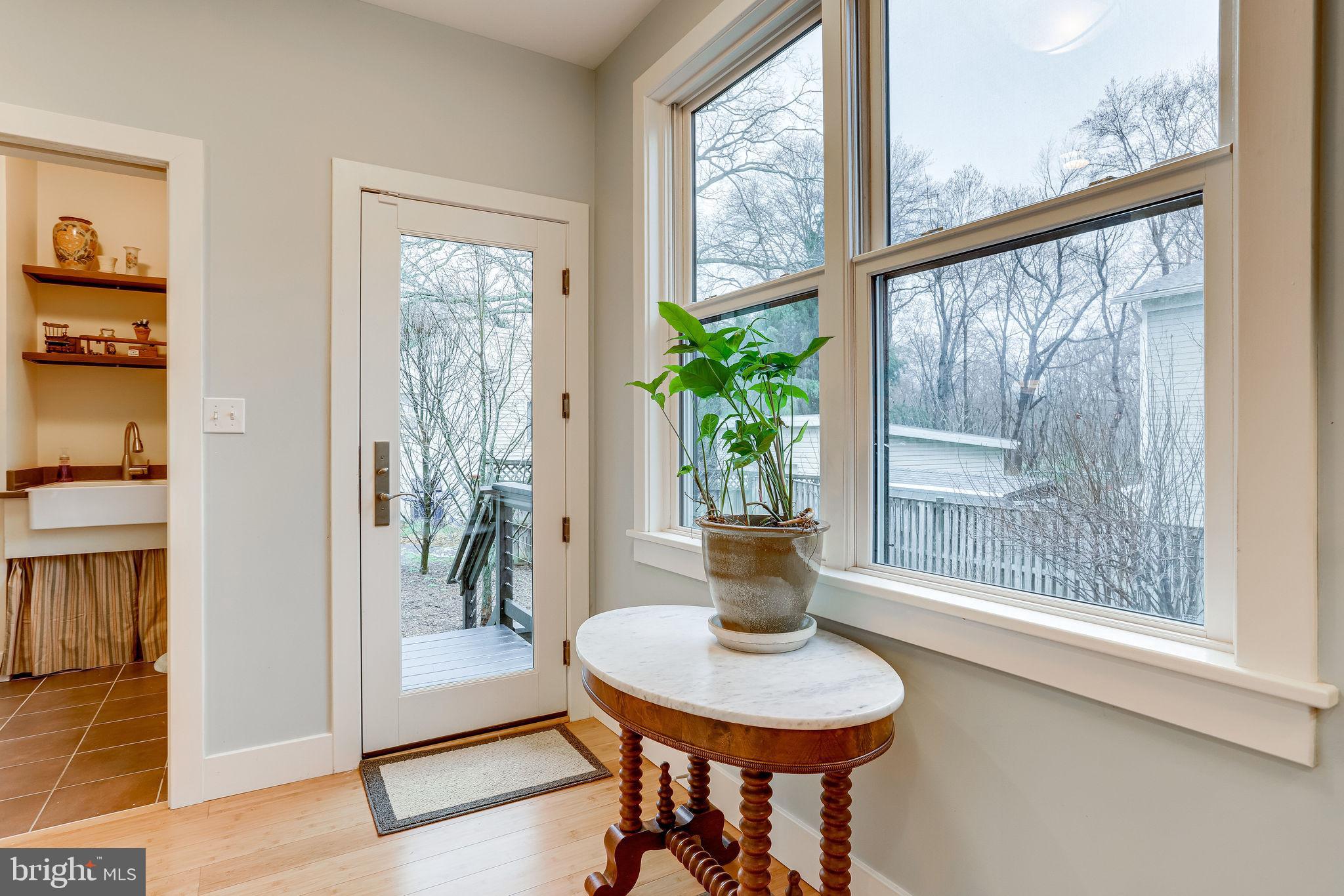 EAST FALLS CHURCH - Residential