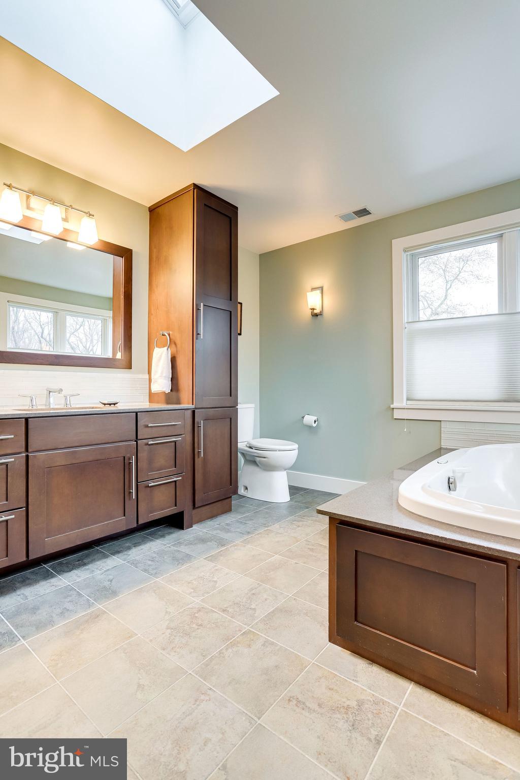 EAST FALLS CHURCH - Residential