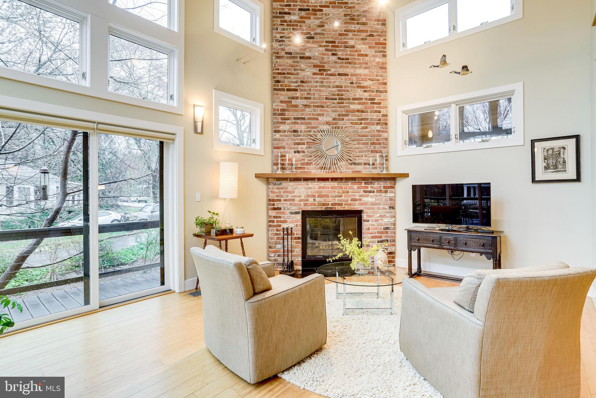 EAST FALLS CHURCH - Residential